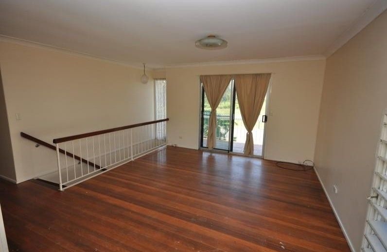 10 Defiance Road, Logan Central, QLD 4114