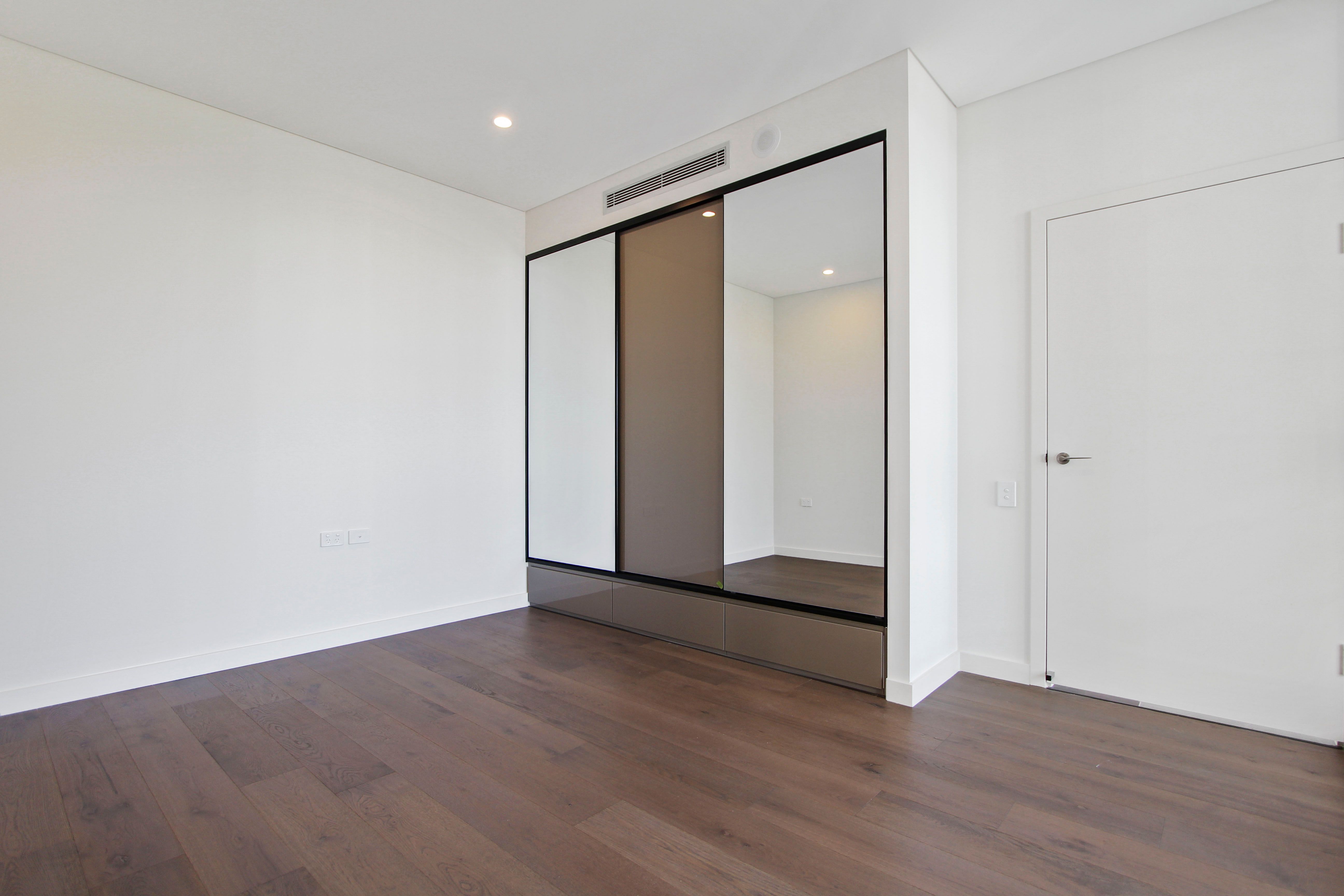 1806A/101 Waterloo Road, Macquarie Park, NSW 2113