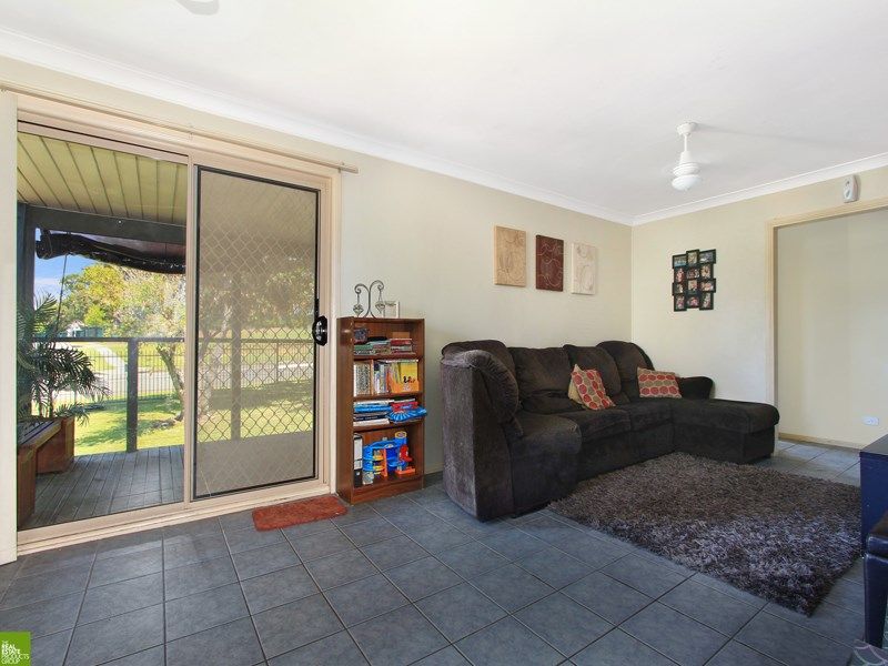 8 Jones Street, Mount Warrigal, NSW 2528