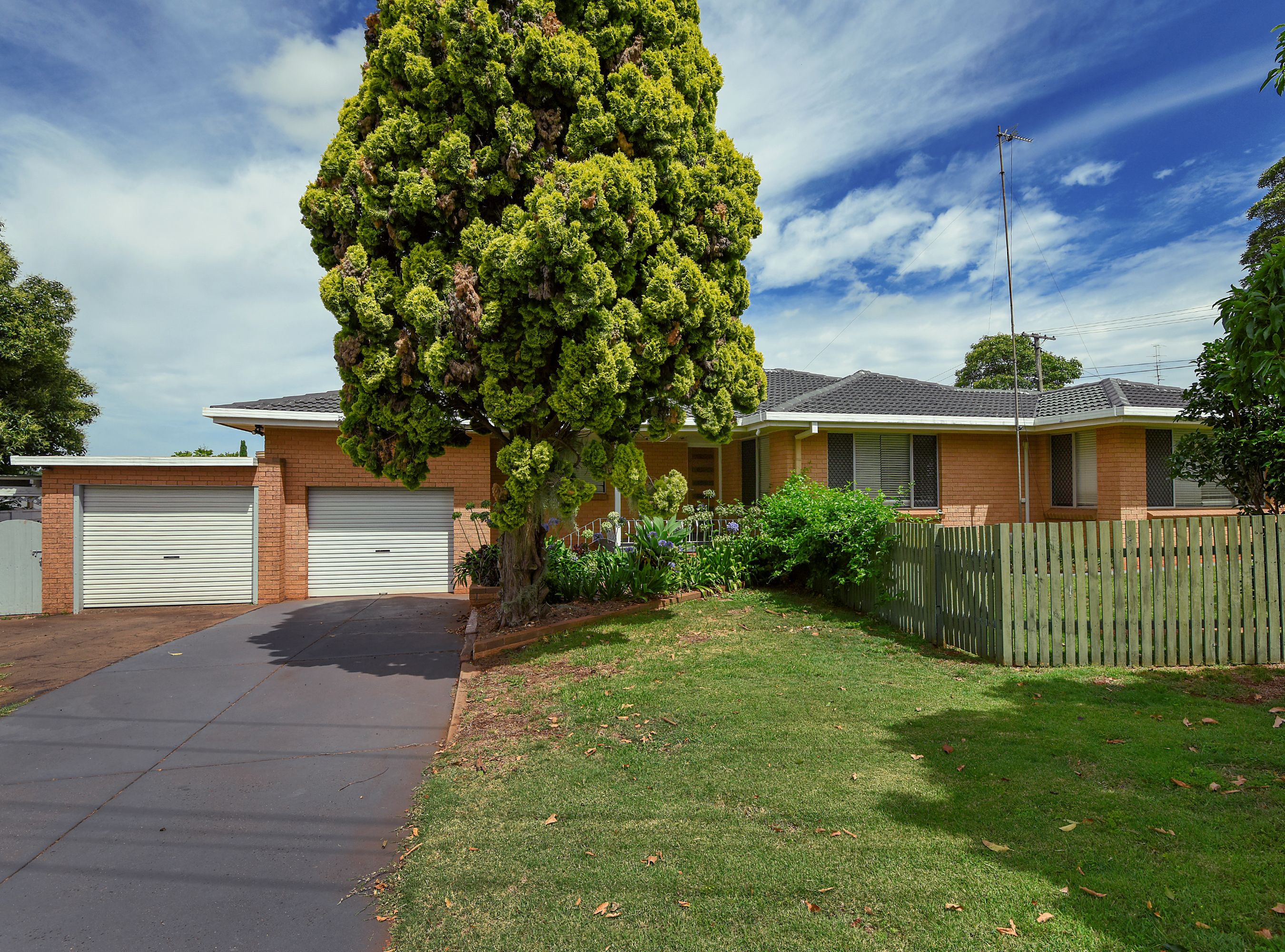2 Naranga Street, Rangeville QLD 4350
