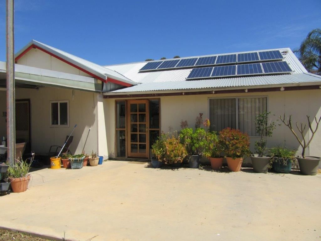 10 Yarra Street, Carnamah, WA 6517