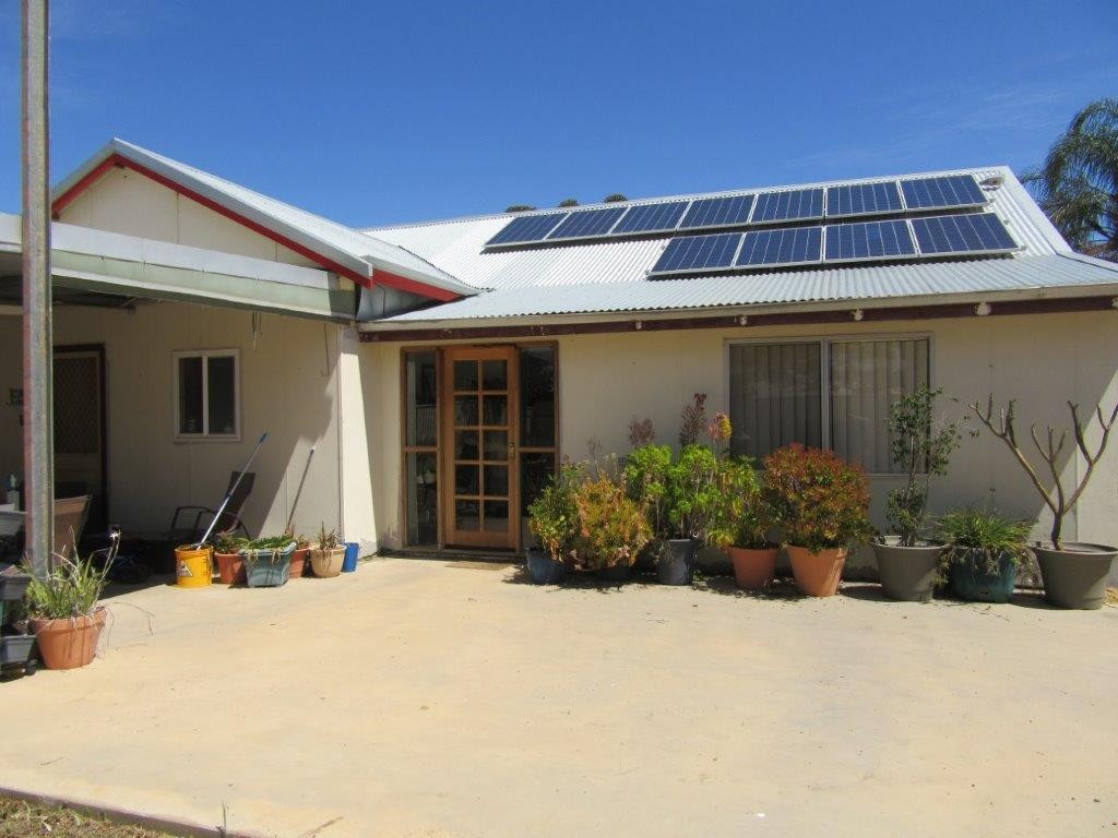 10 Yarra Street, Carnamah, WA 6517