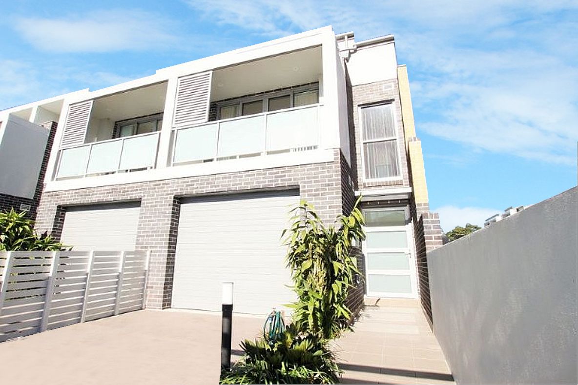 12B Maclntosh Street, Mascot, NSW 2020
