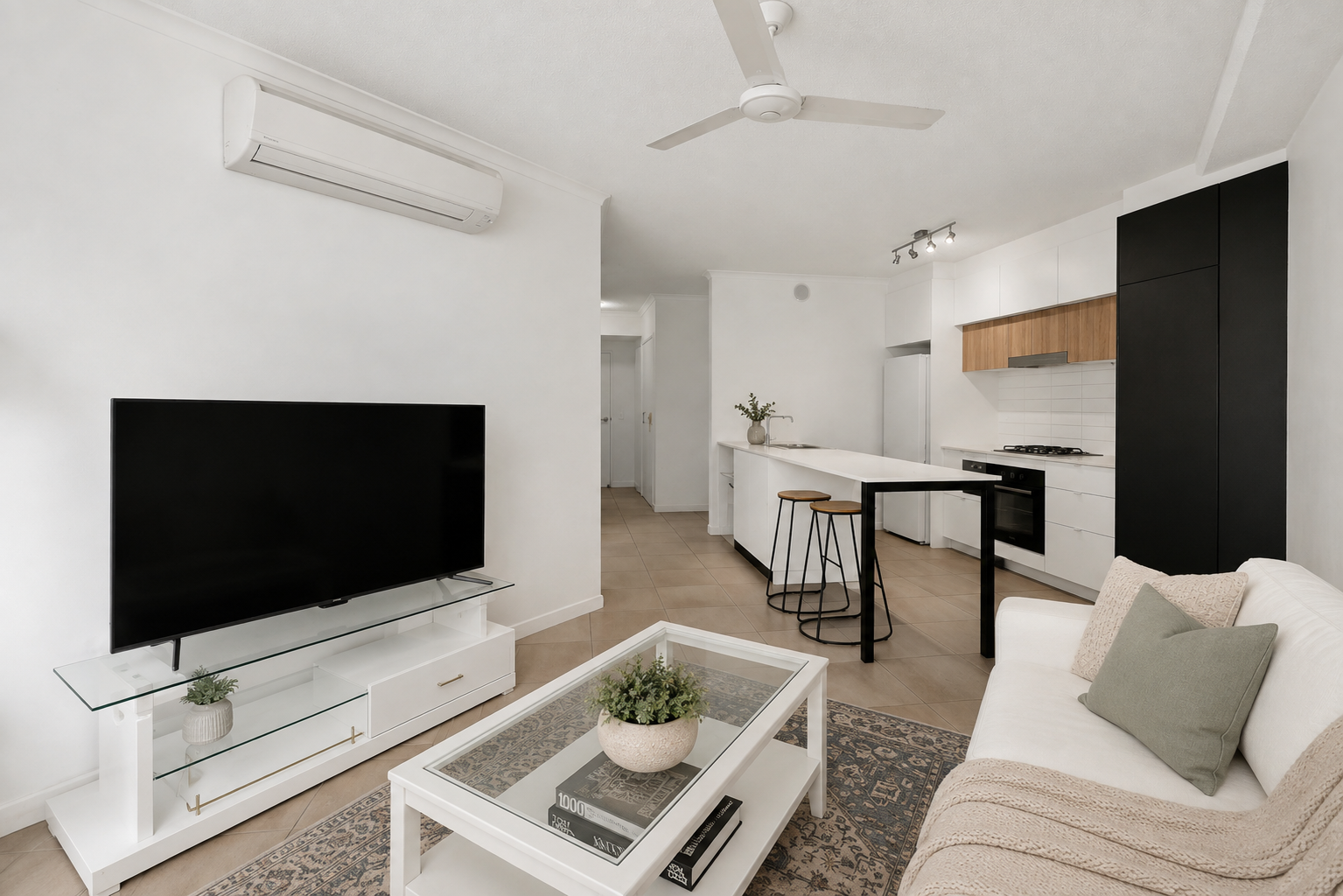 108/283 Logan Road — photo 4 of 18