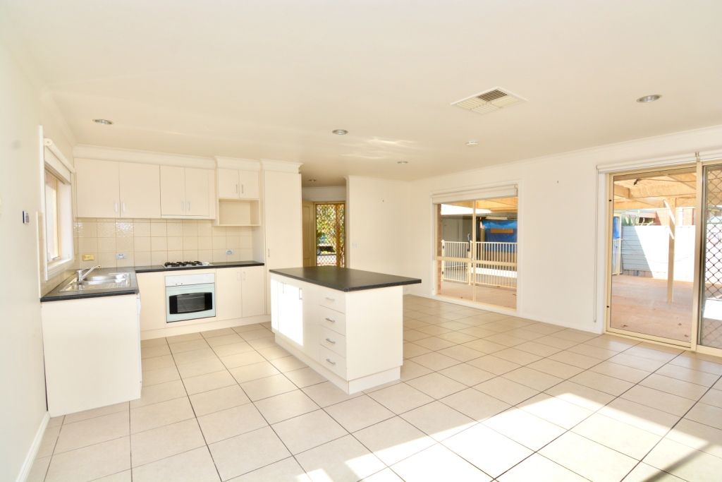 2 Brando Court, Mildura, VIC 3500