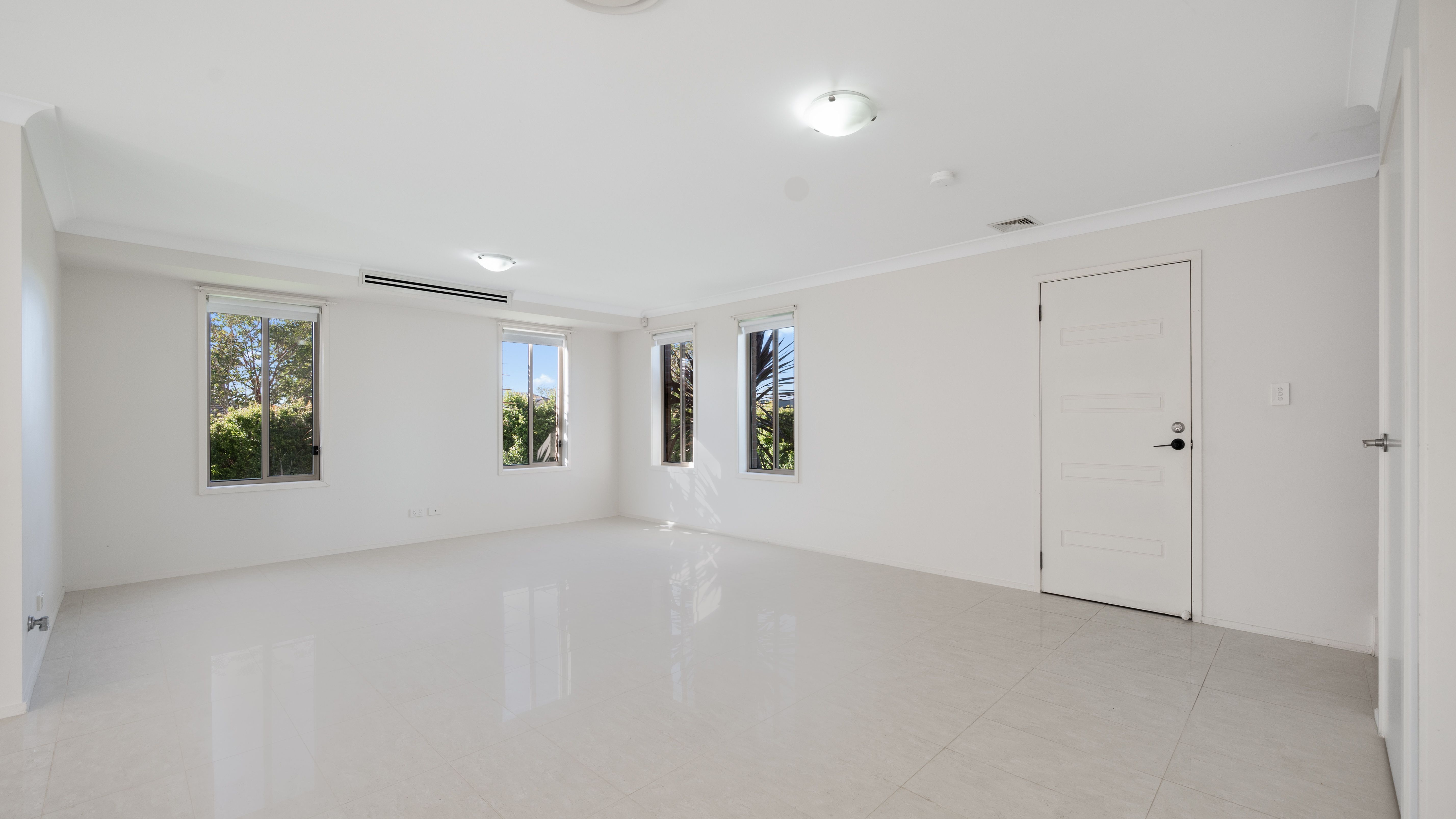 21 Talana Hill Drive, Edmondson Park, NSW 2174