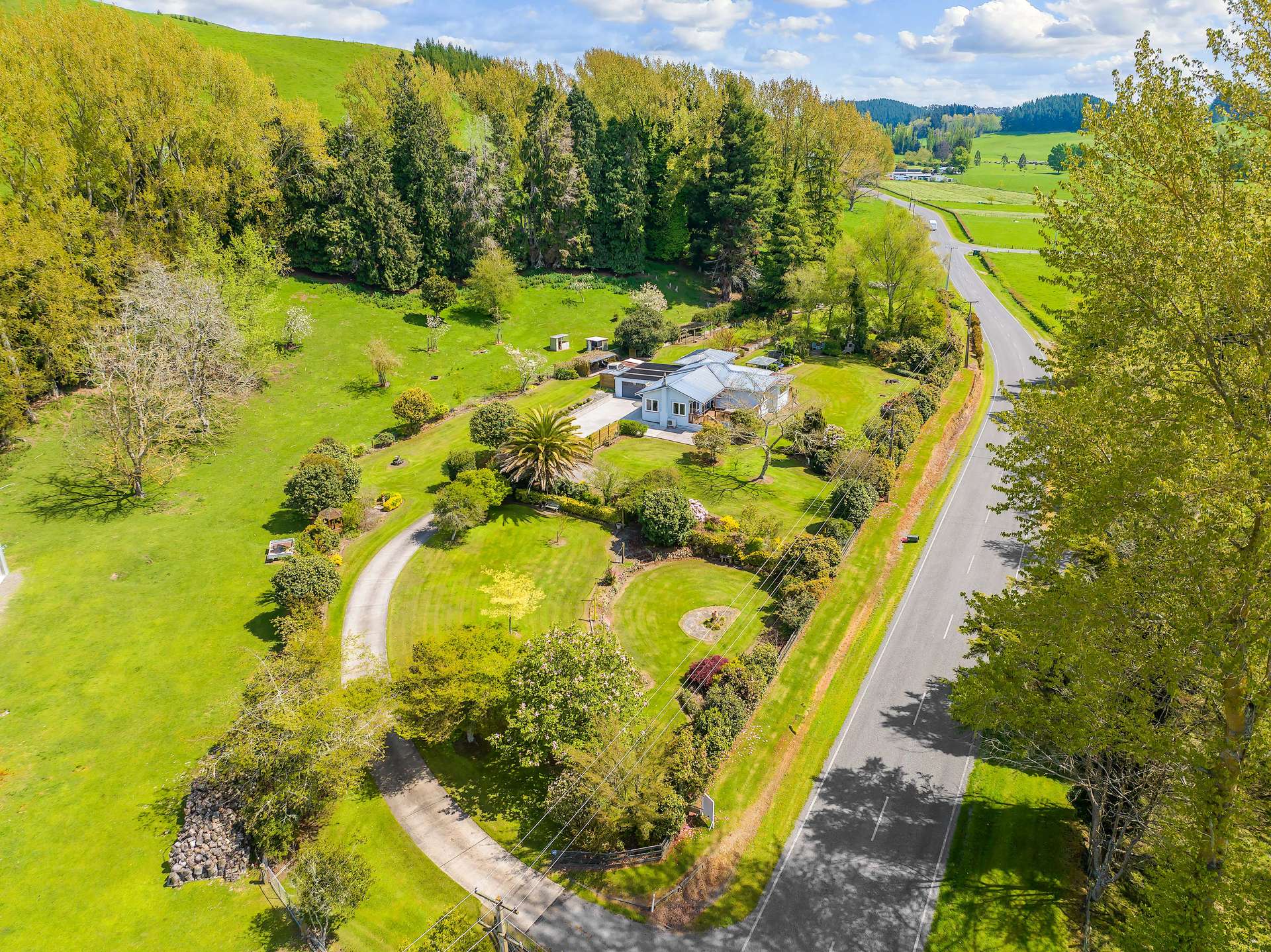 1009 Waikite Valley Road photo 27