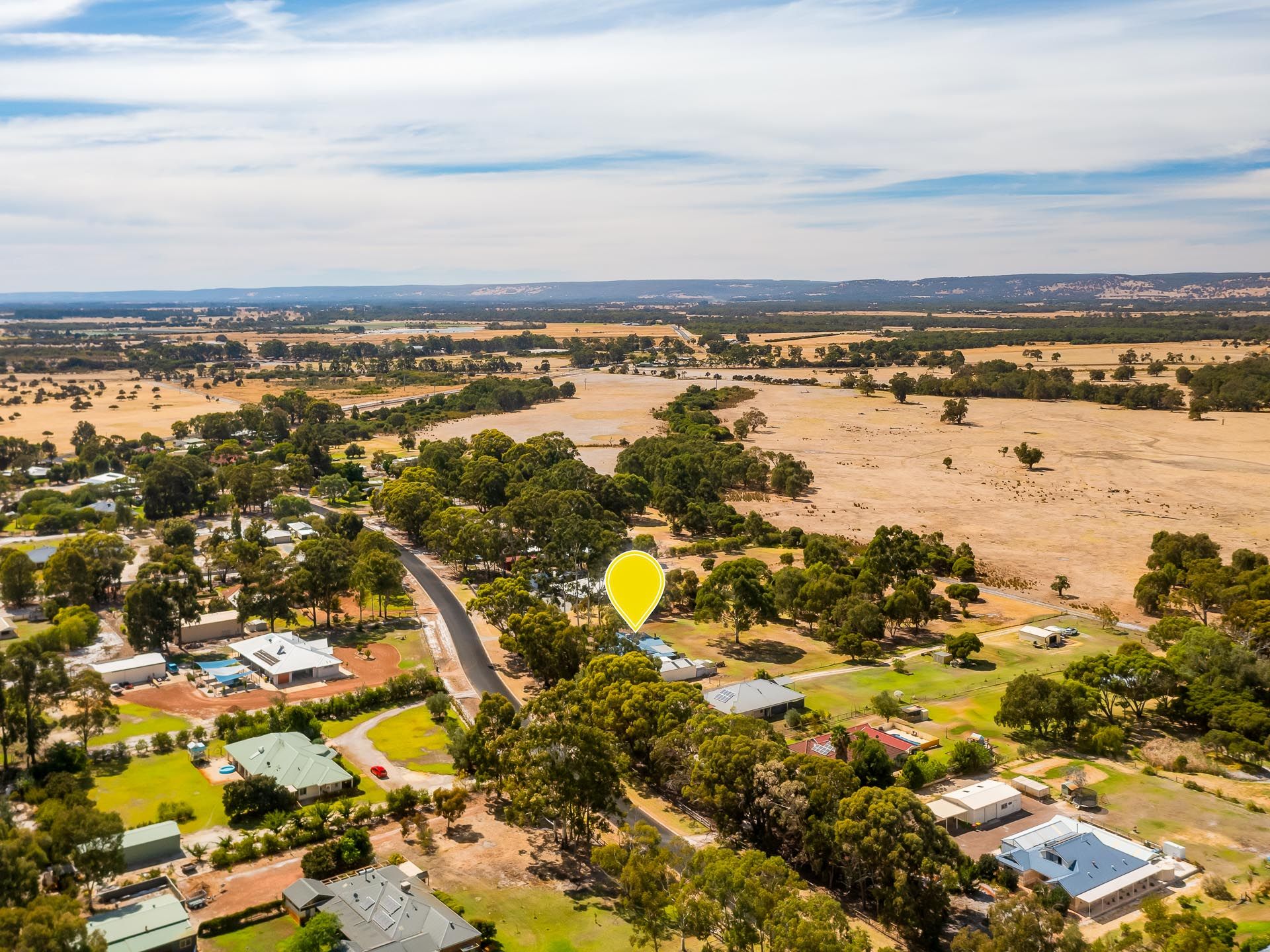 53 Eaglehawk Drive, Ravenswood WA 6208