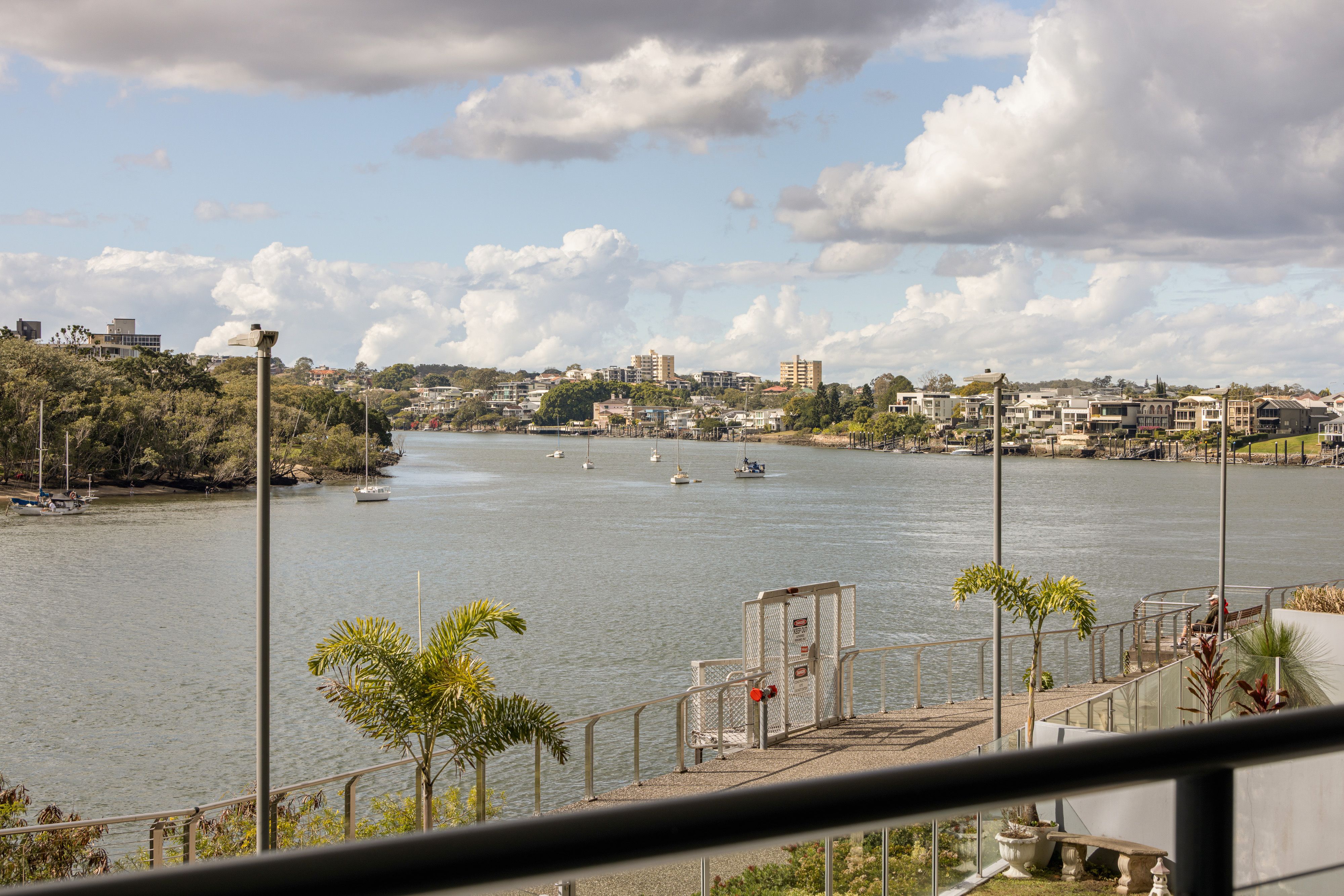 1/98 Thorn Street, Kangaroo Point, QLD 4169