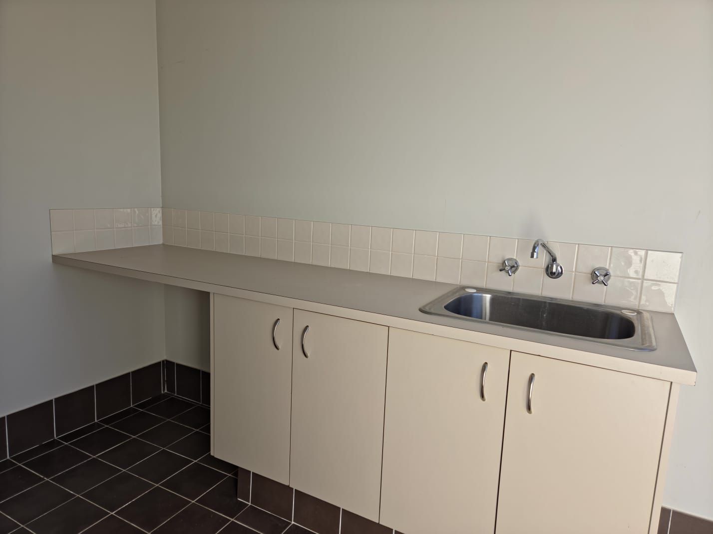 44 Birdwood Street — photo 17 of 26