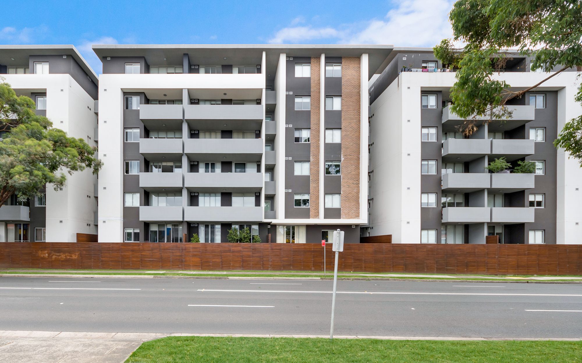 58/3-17 Queen Street, Campbelltown, NSW 2560
