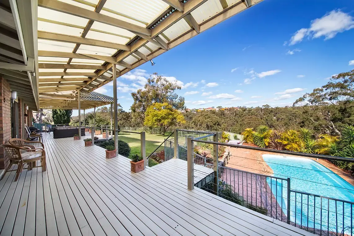 10 Bampton Avenue, Illawong NSW 2234