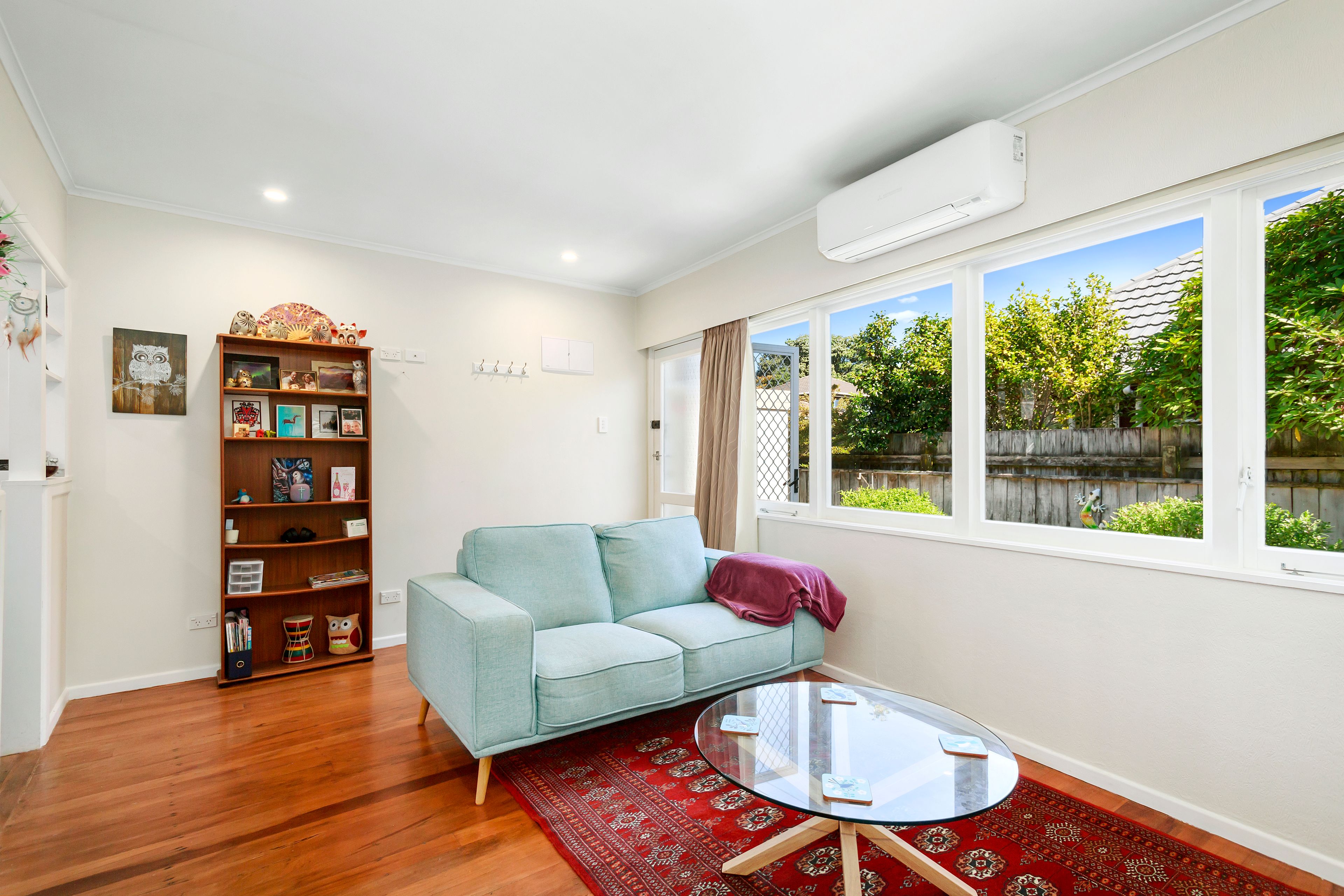 16/27 Whites Line West, Woburn, Lower Hutt City