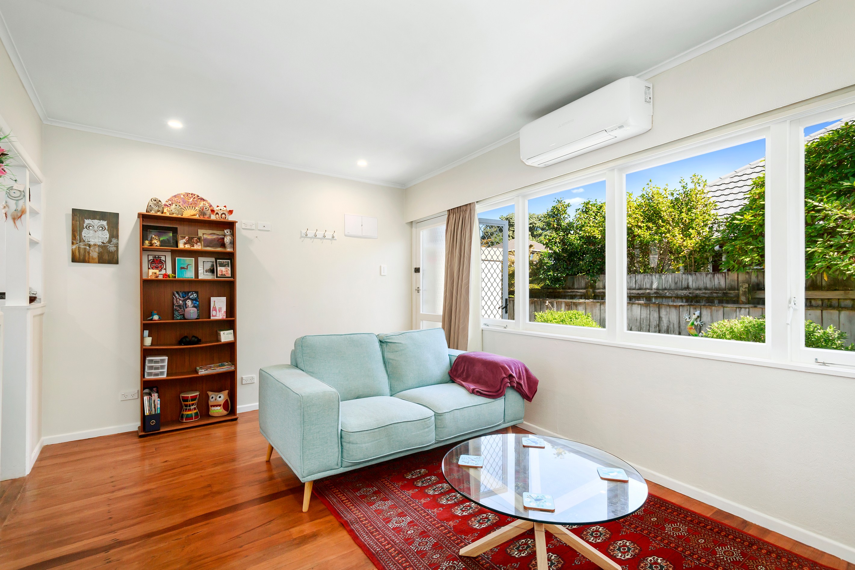 16/27 Whites Line West, Woburn, Lower Hutt City