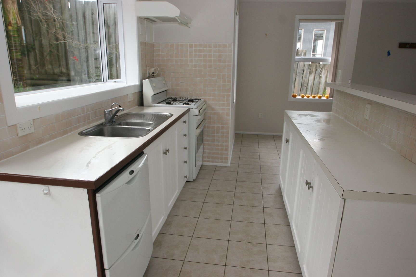 33 Hythe Terrace, Mairangi Bay, North Shore City