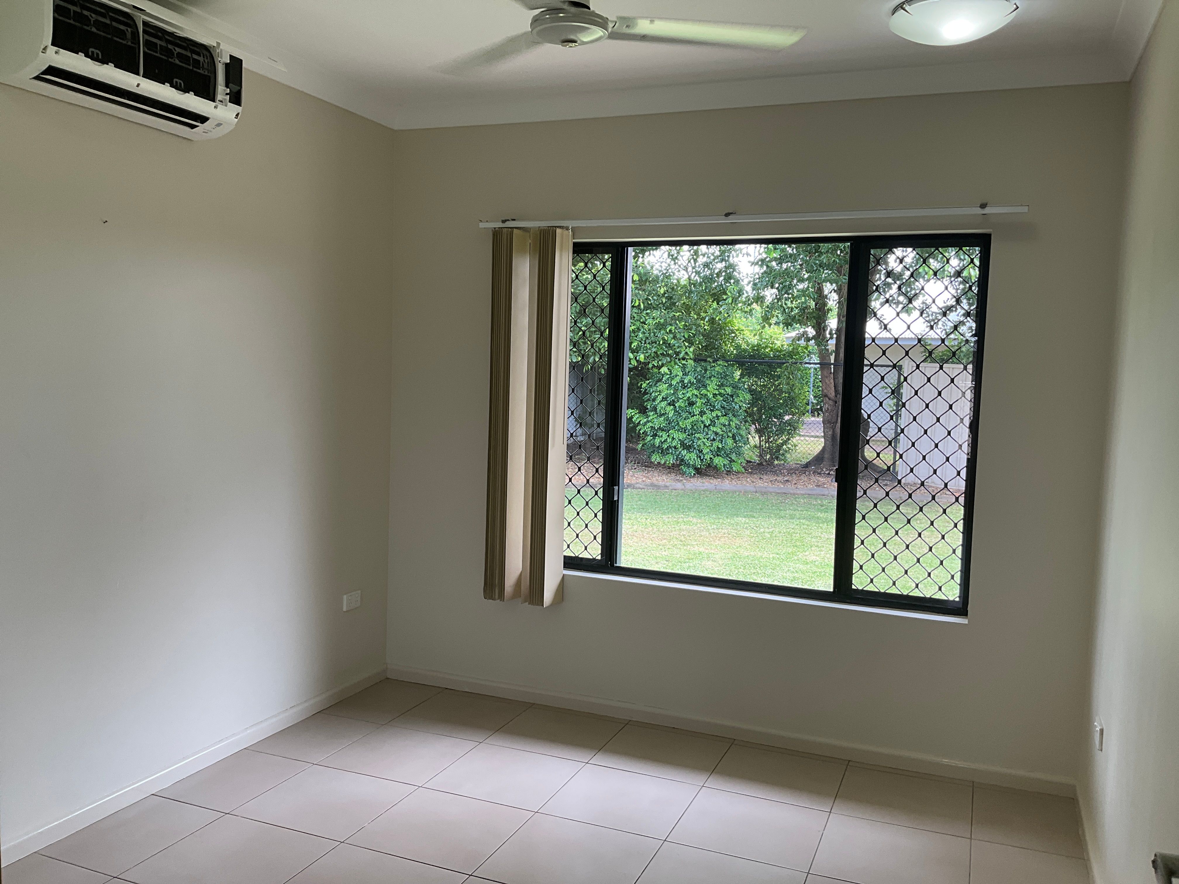 Rare 5 Bedroom home - DHA Mid Lease Sale! — photo 12 of 17