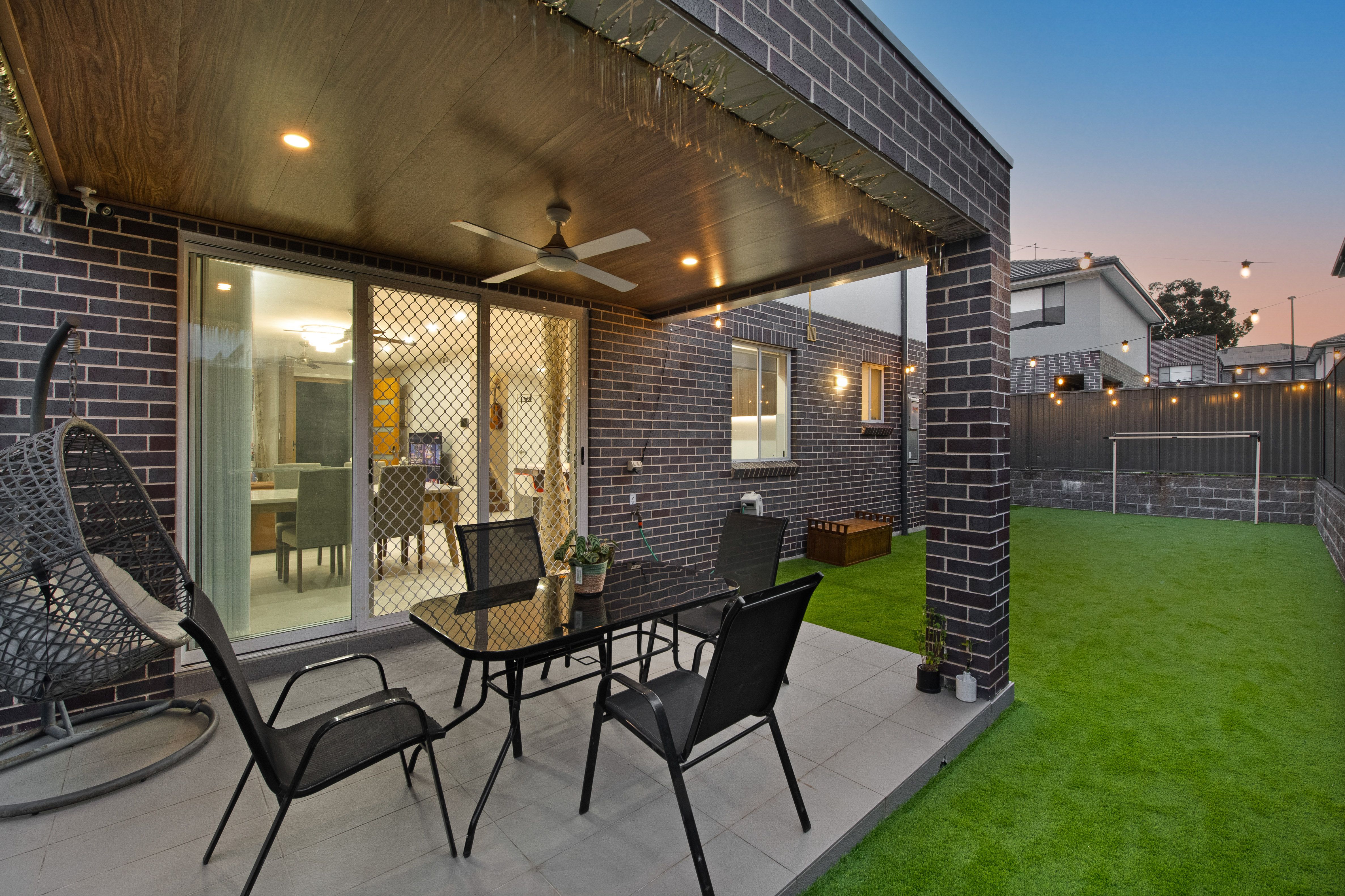 6 Batlow Street — photo 13 of 16