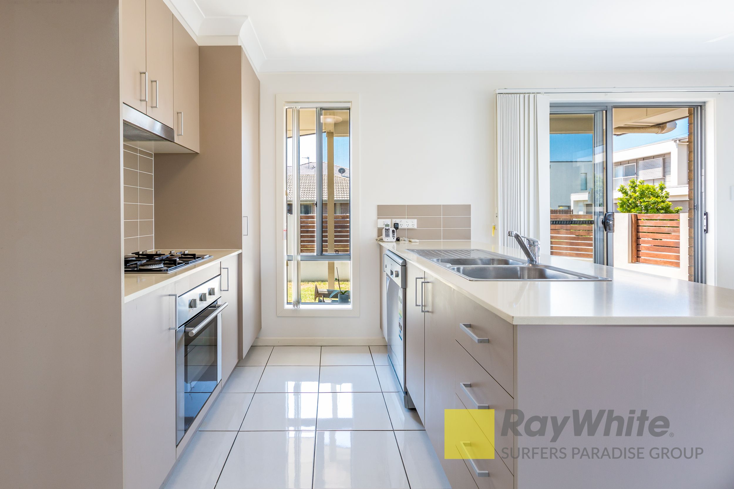 48 Costa De Sol Avenue, Coombabah, QLD 4216