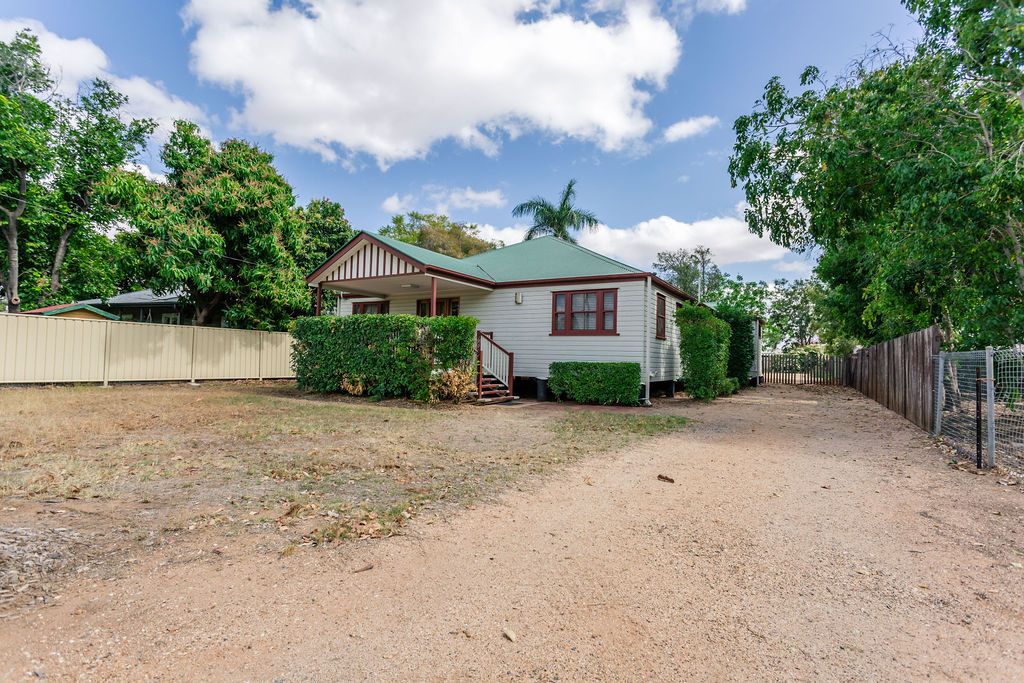 4 Little Street, Emerald, QLD 4720