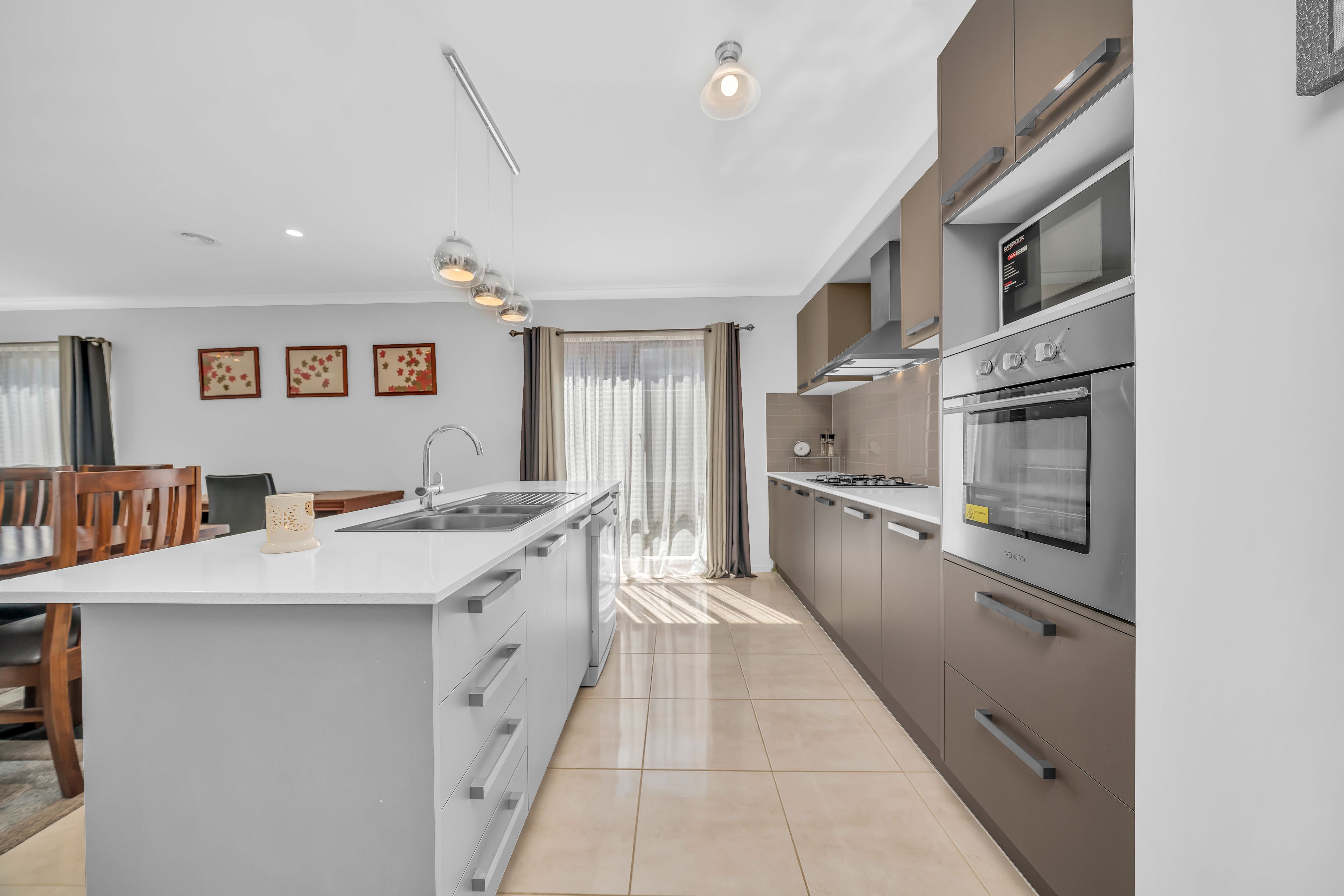 21 Trueman Street, Cranbourne West, VIC 3977