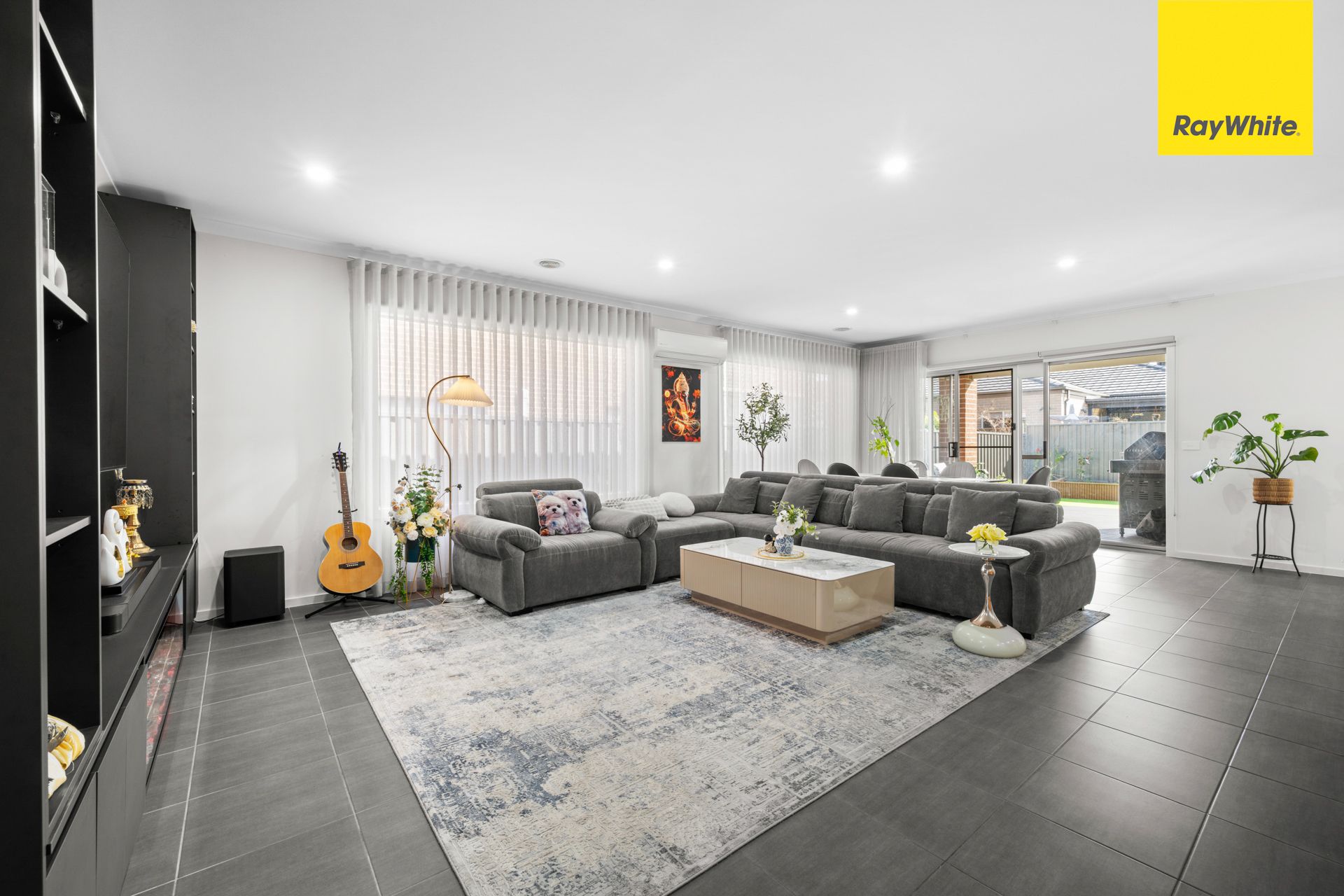 11 Macalister Grove — photo 11 of 23