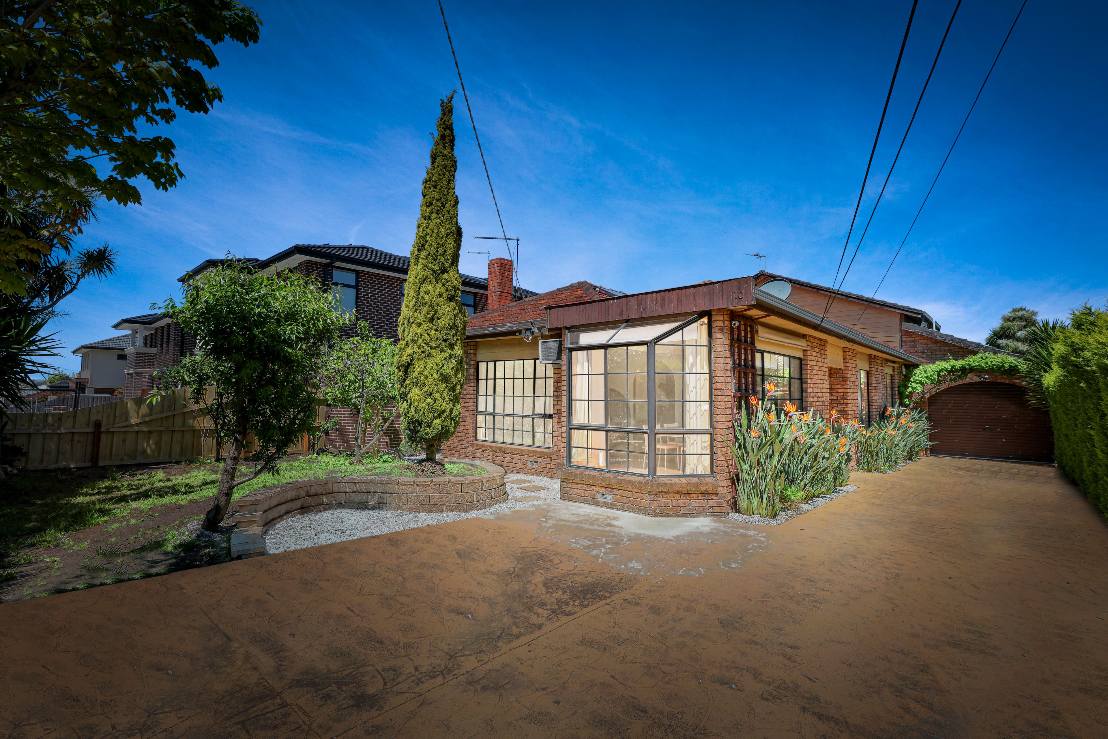 10 Grandview Avenue, Dandenong VIC 3175