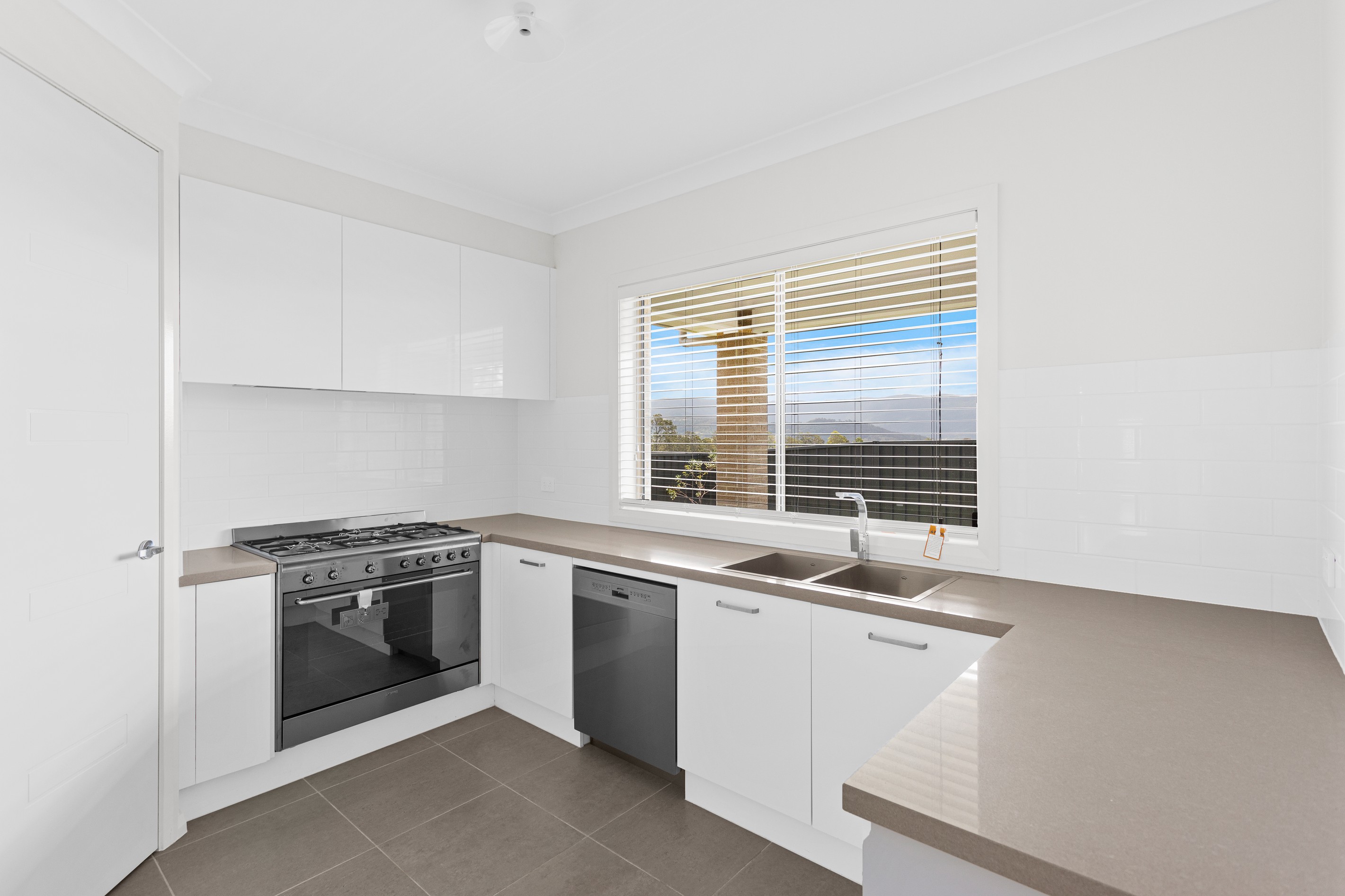 1/14 Upland Chase, Albion Park, NSW 2527