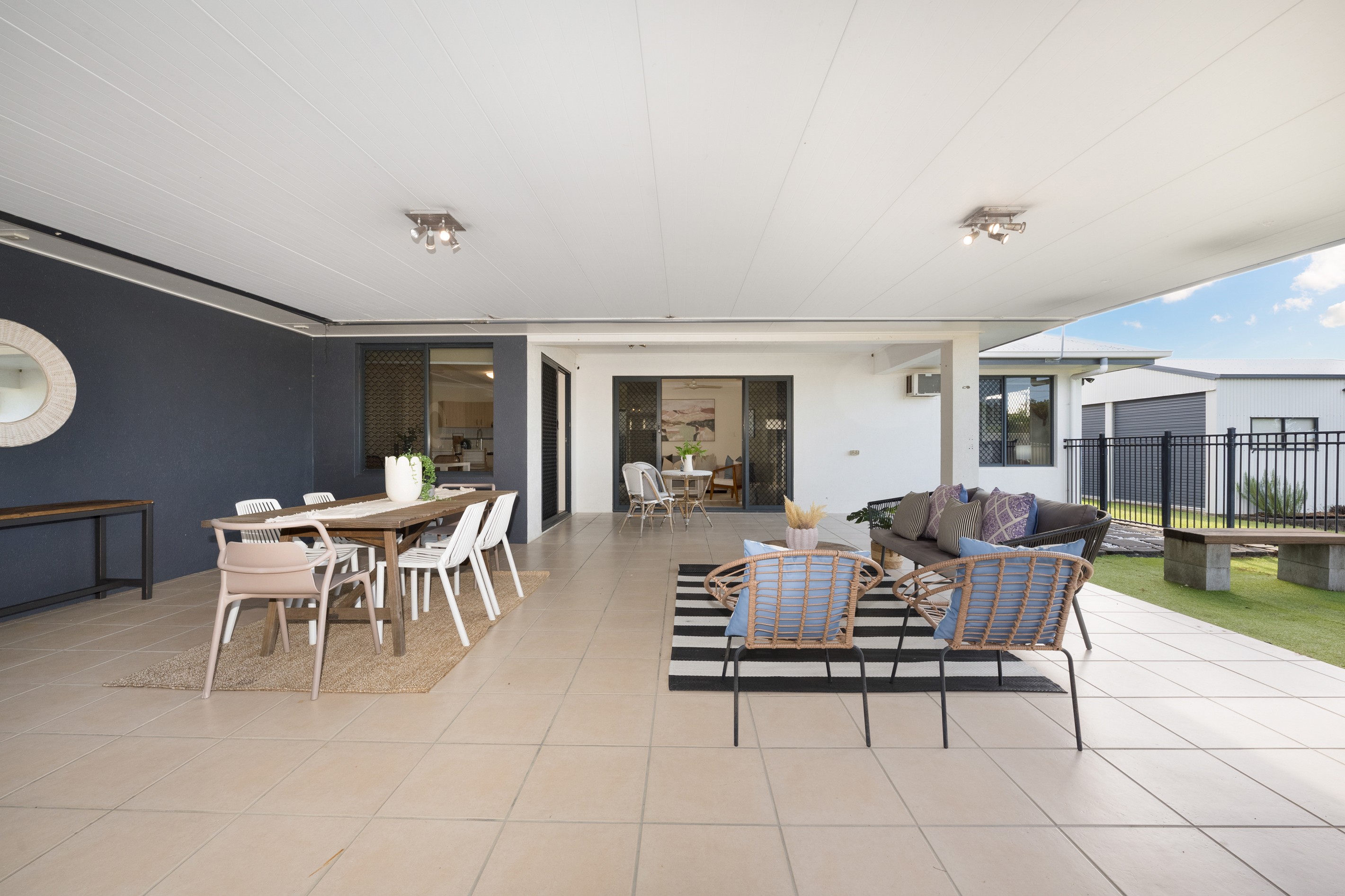 24 Hilton Way, Mount Louisa, QLD 4814