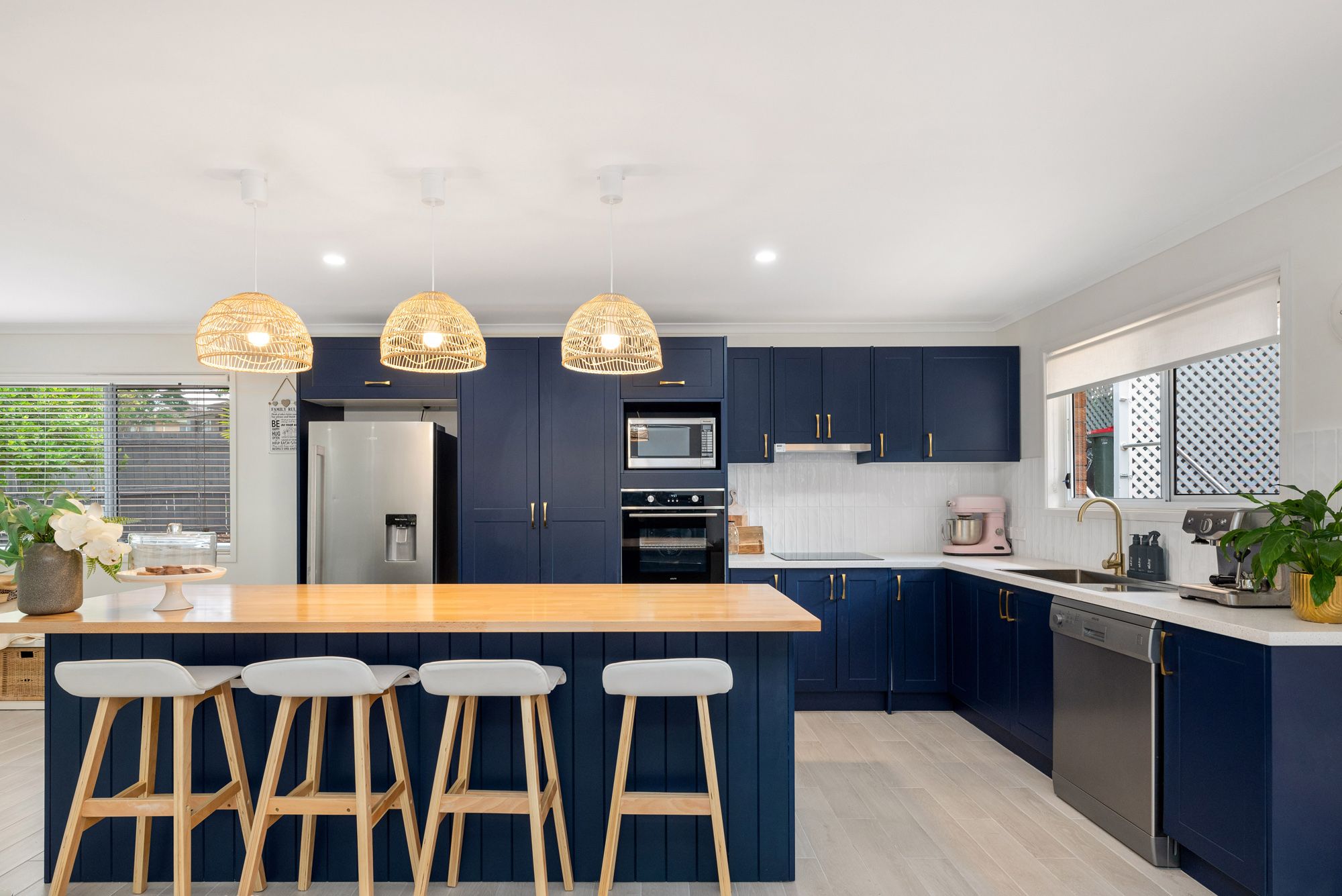 45 Morialta Street, Mansfield, QLD 4122