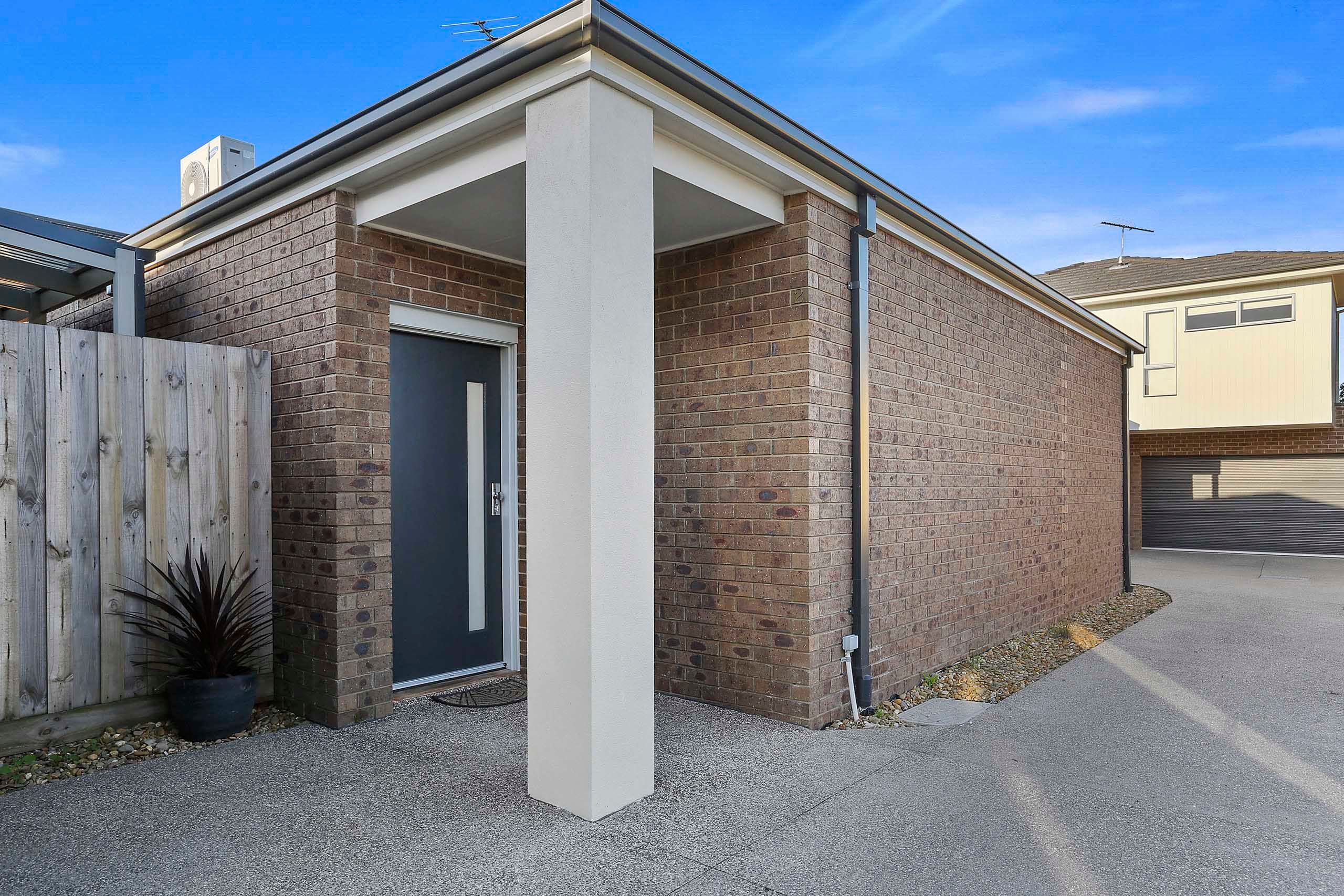 2/8 Hughes Street, Bell Park, VIC 3215