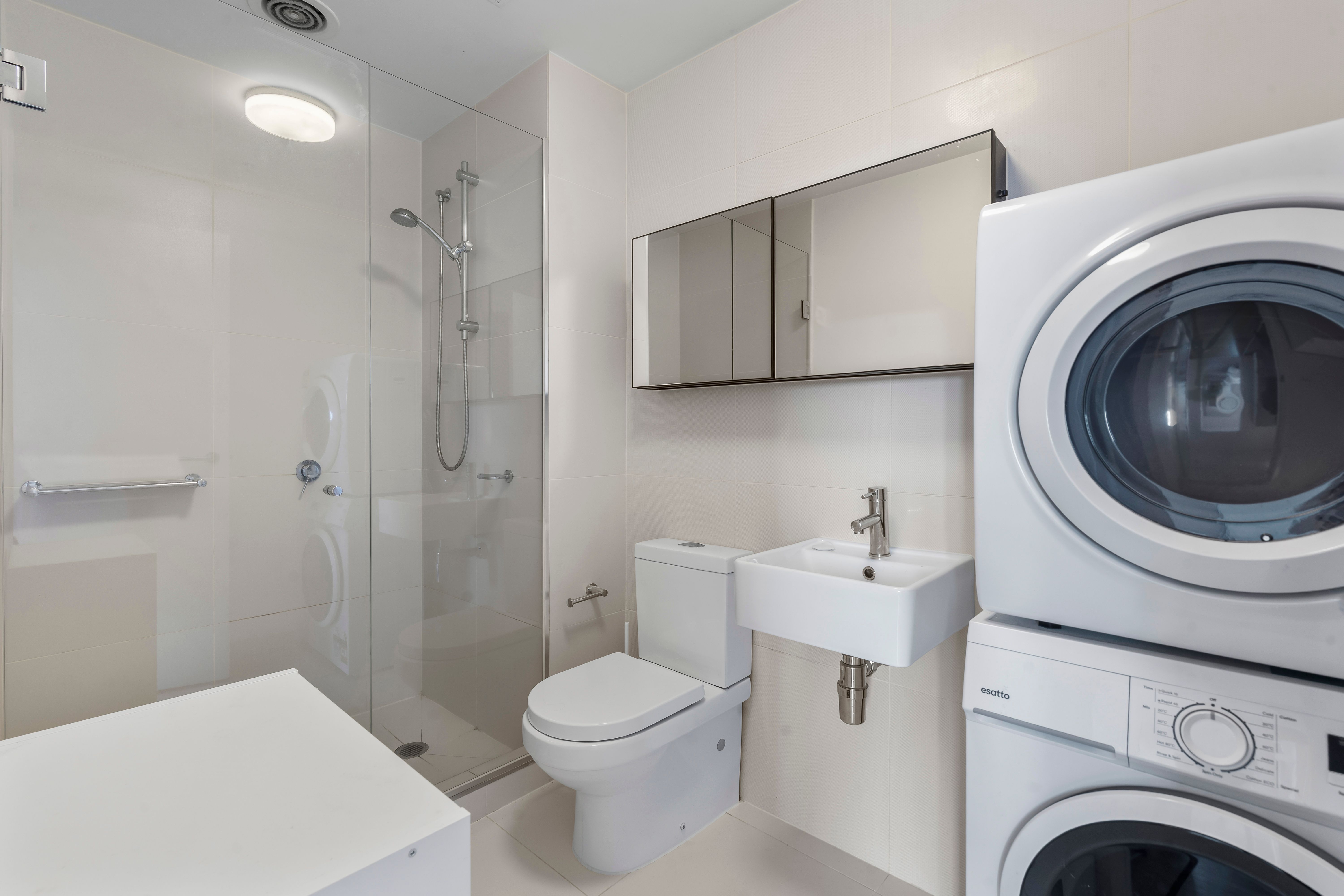 B601/10-16 Trenerry Cres, — photo 8 of 11