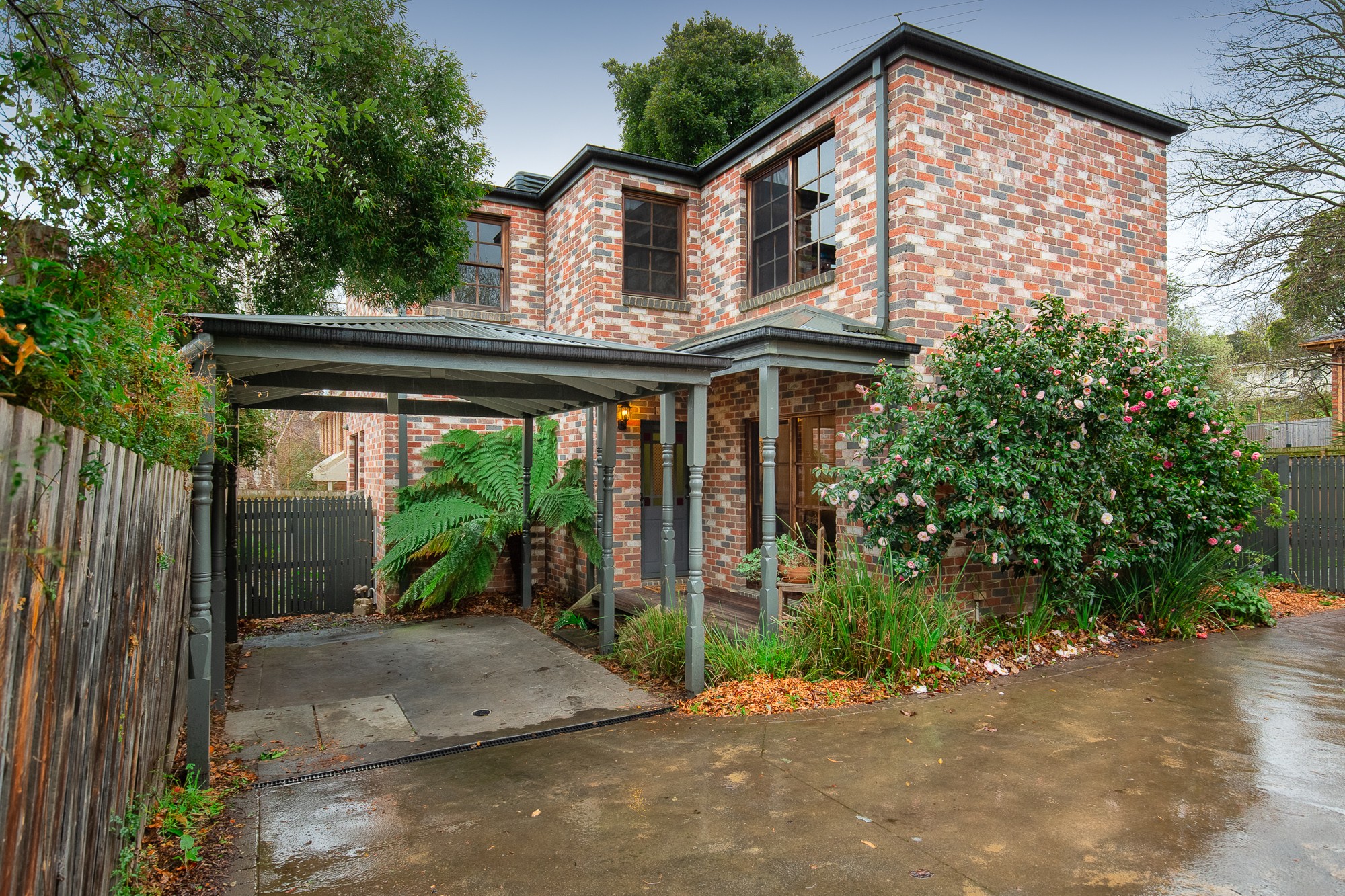 2/13 Edwardes Street, Berwick, VIC 3806