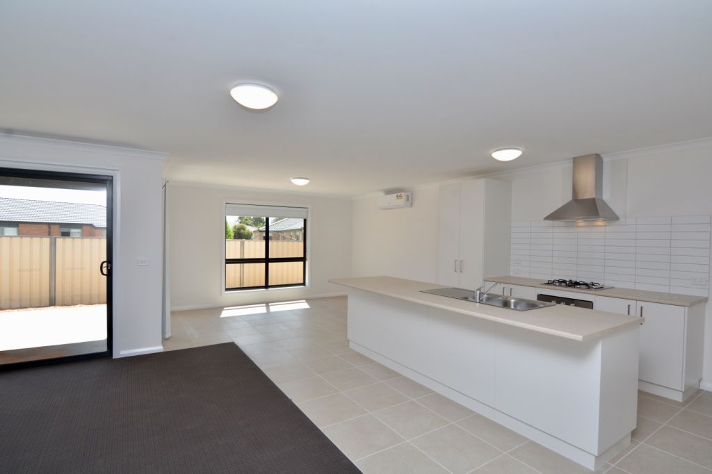 4 84 Ellswood Crescent, Mildura, VIC 3500