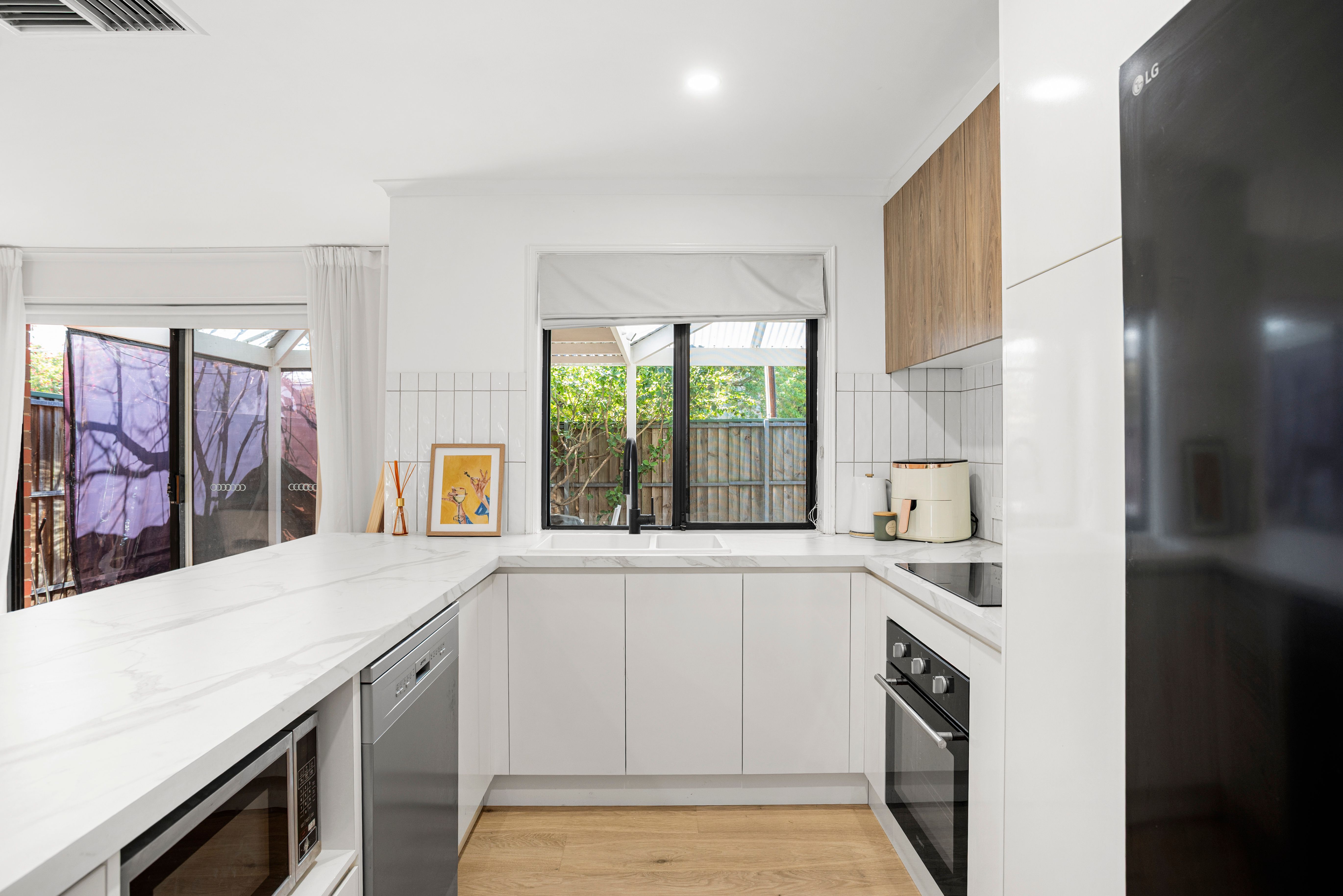1/4 Burnley Street — photo 4 of 17