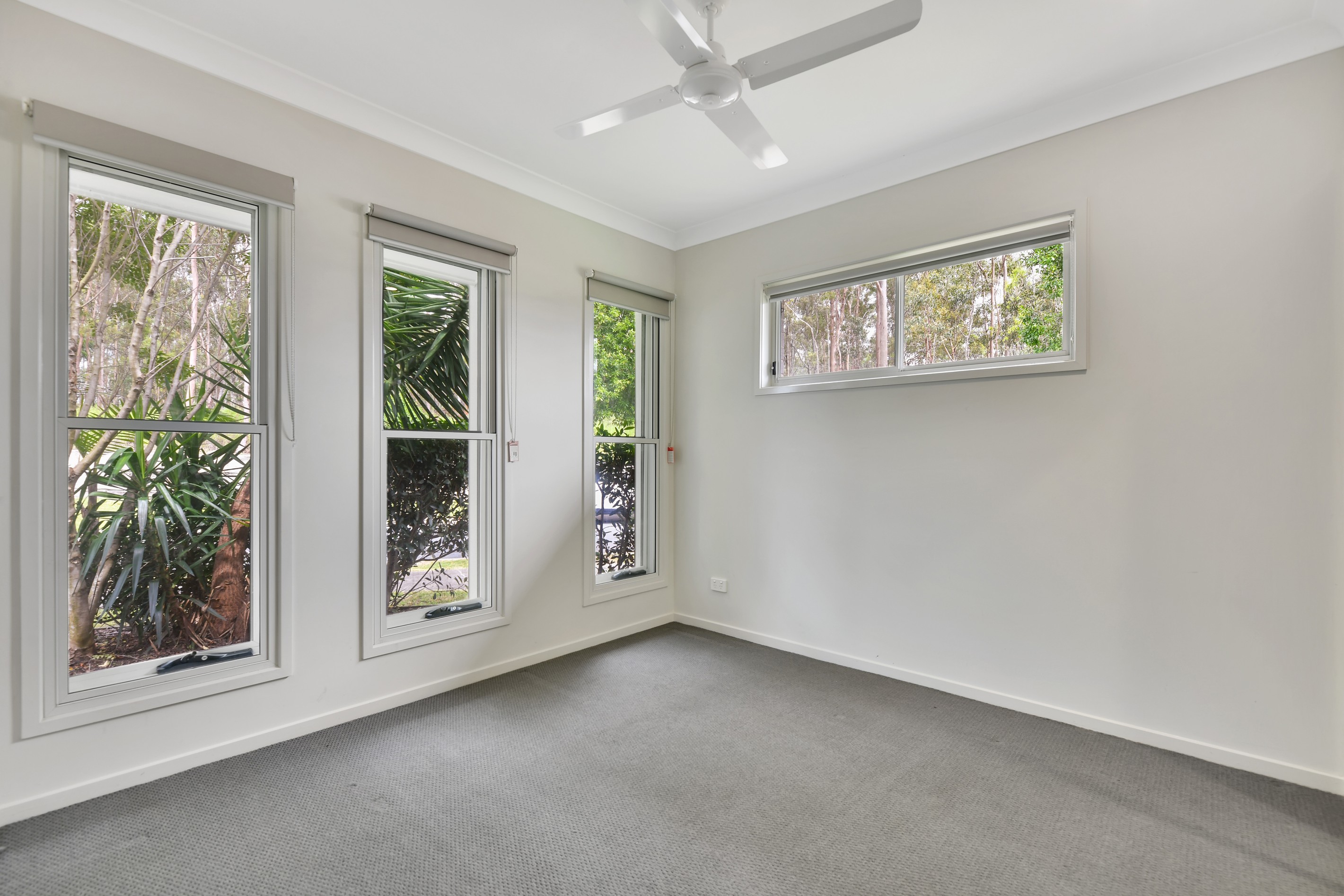 15 Kookaburra Place, Deebing Heights, QLD 4306