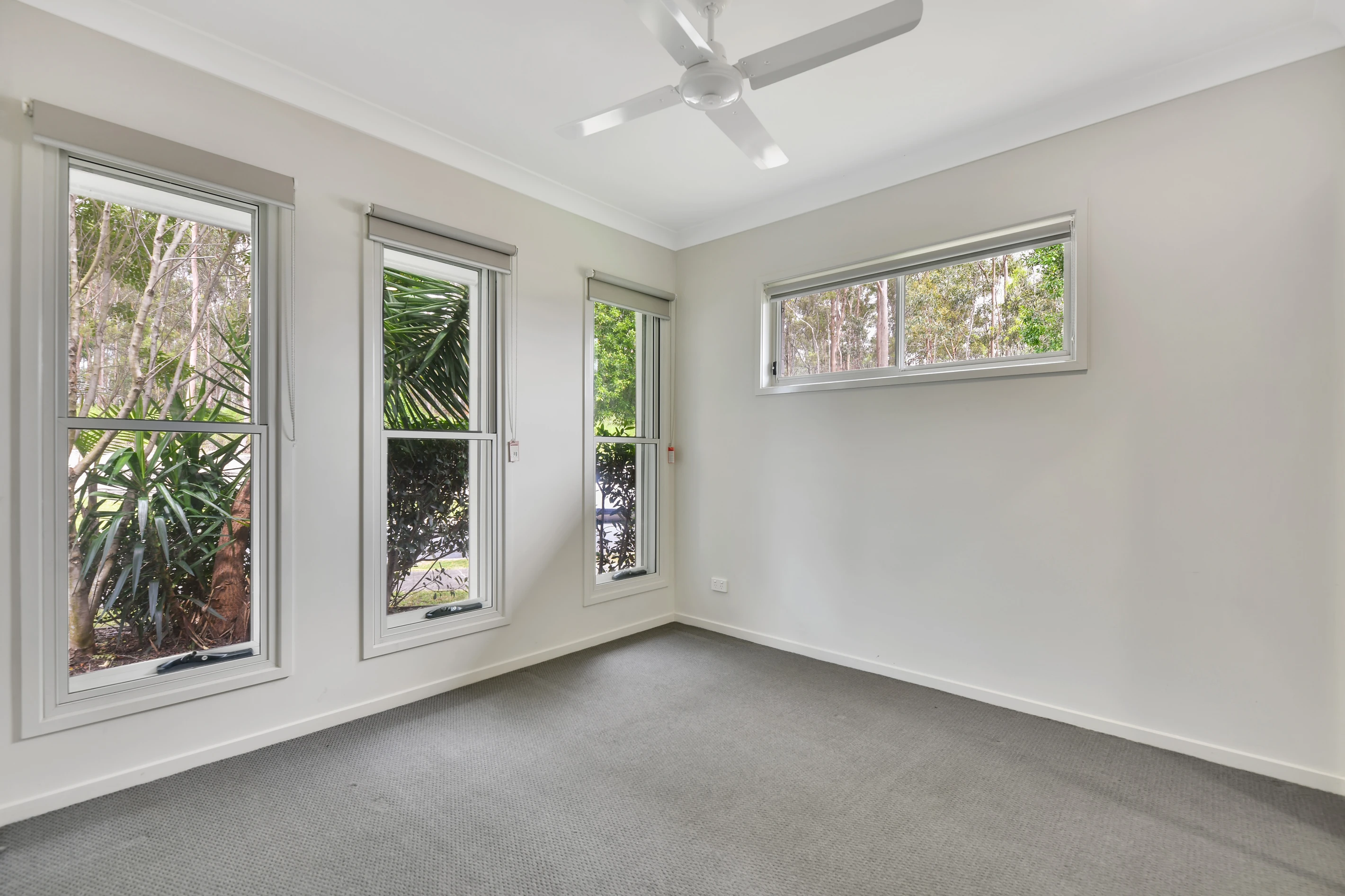 15 Kookaburra Place, Deebing Heights, QLD 4306