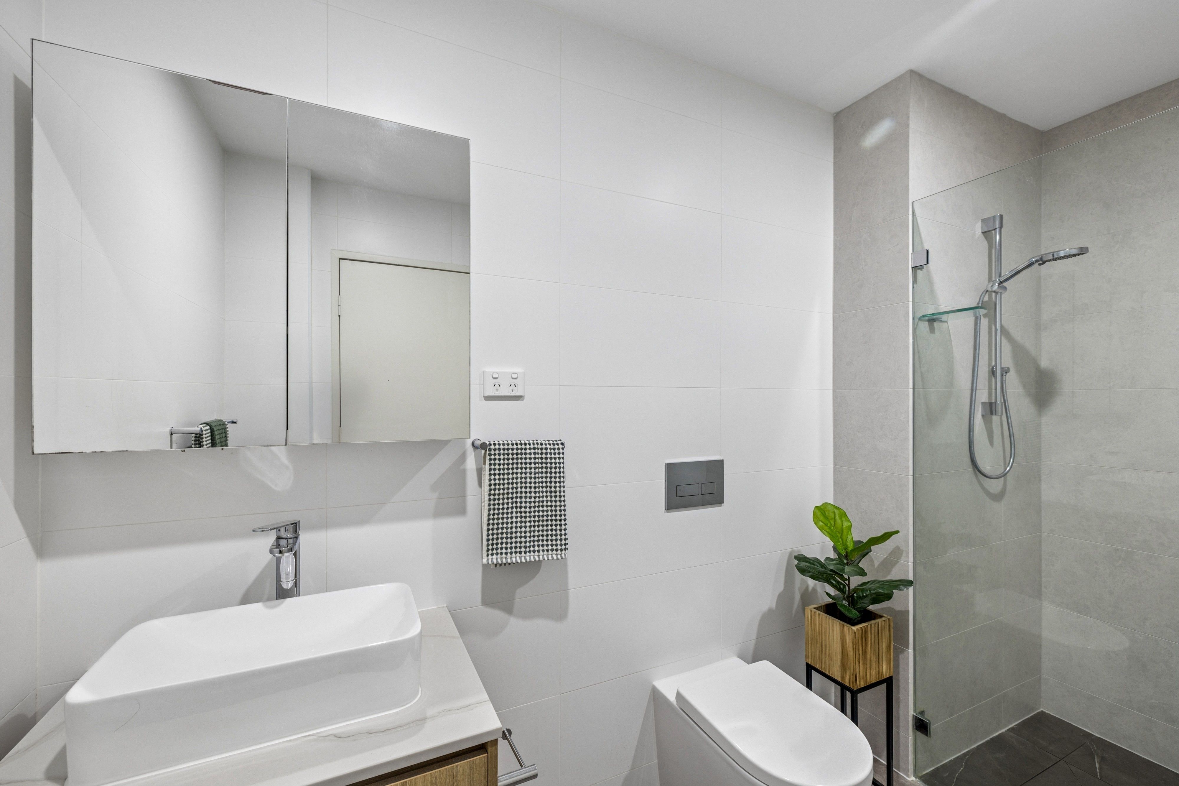 101A/86 Centenary Drive — photo 7 of 22