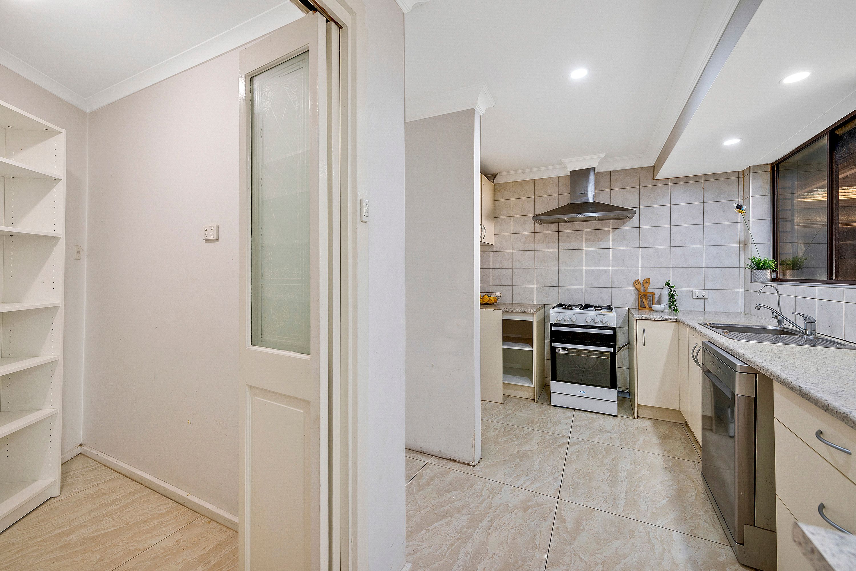 2 Hawthorn Terrace — photo 16 of 21