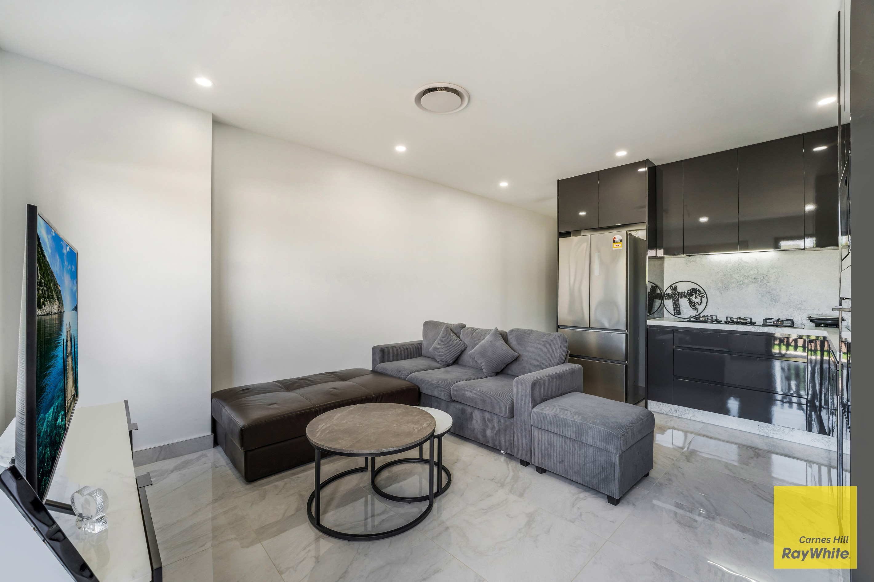 2A Merriwa Avenue, Hoxton Park, NSW 2171