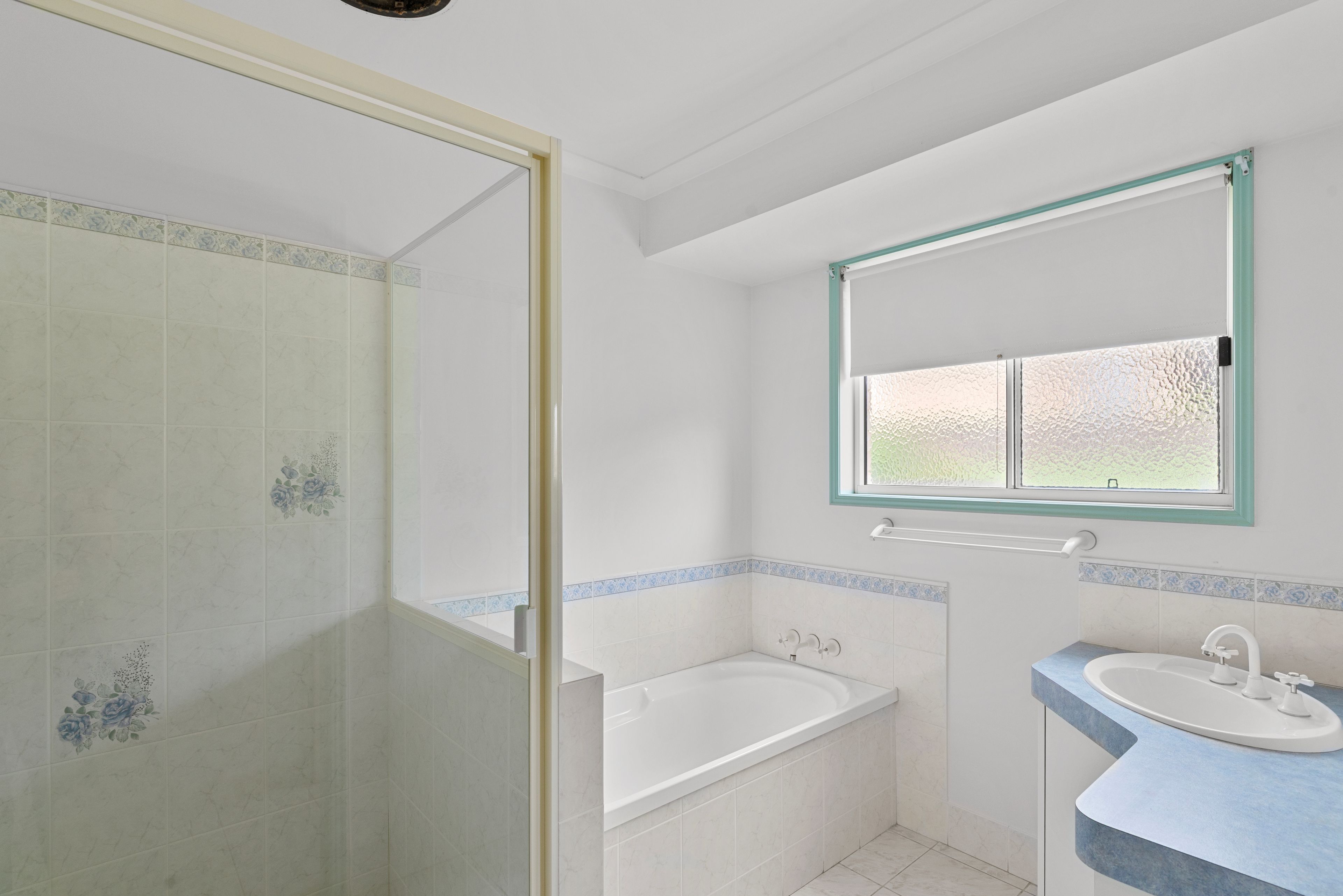 6 Colonial Court — photo 5 of 11
