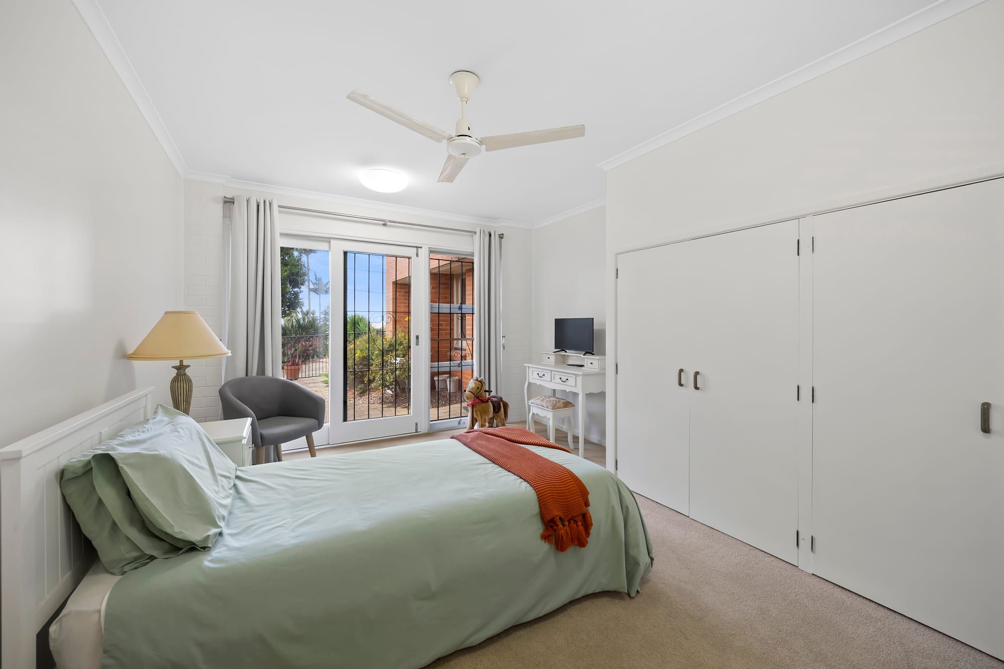 6 Cornish Place — photo 14 of 22