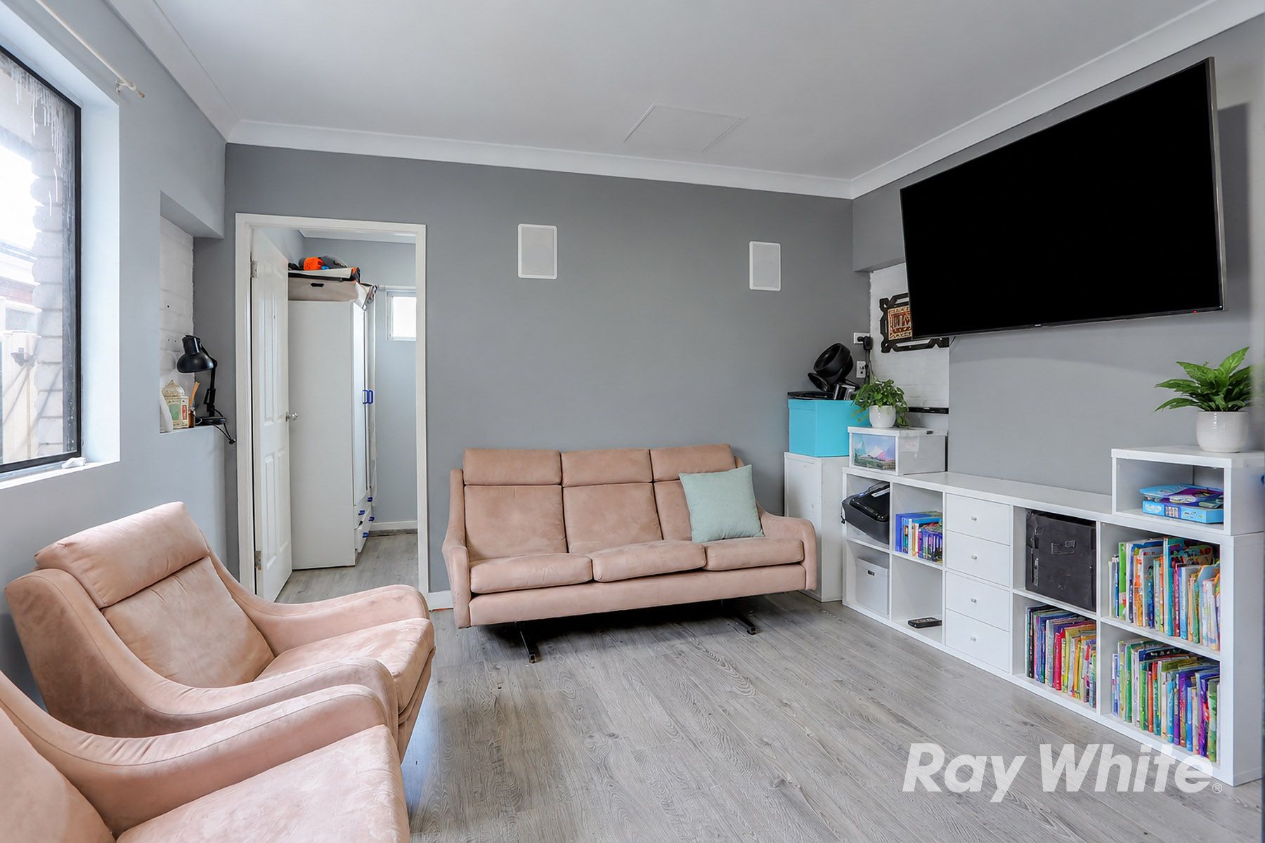 11 Nile Place — photo 5 of 15