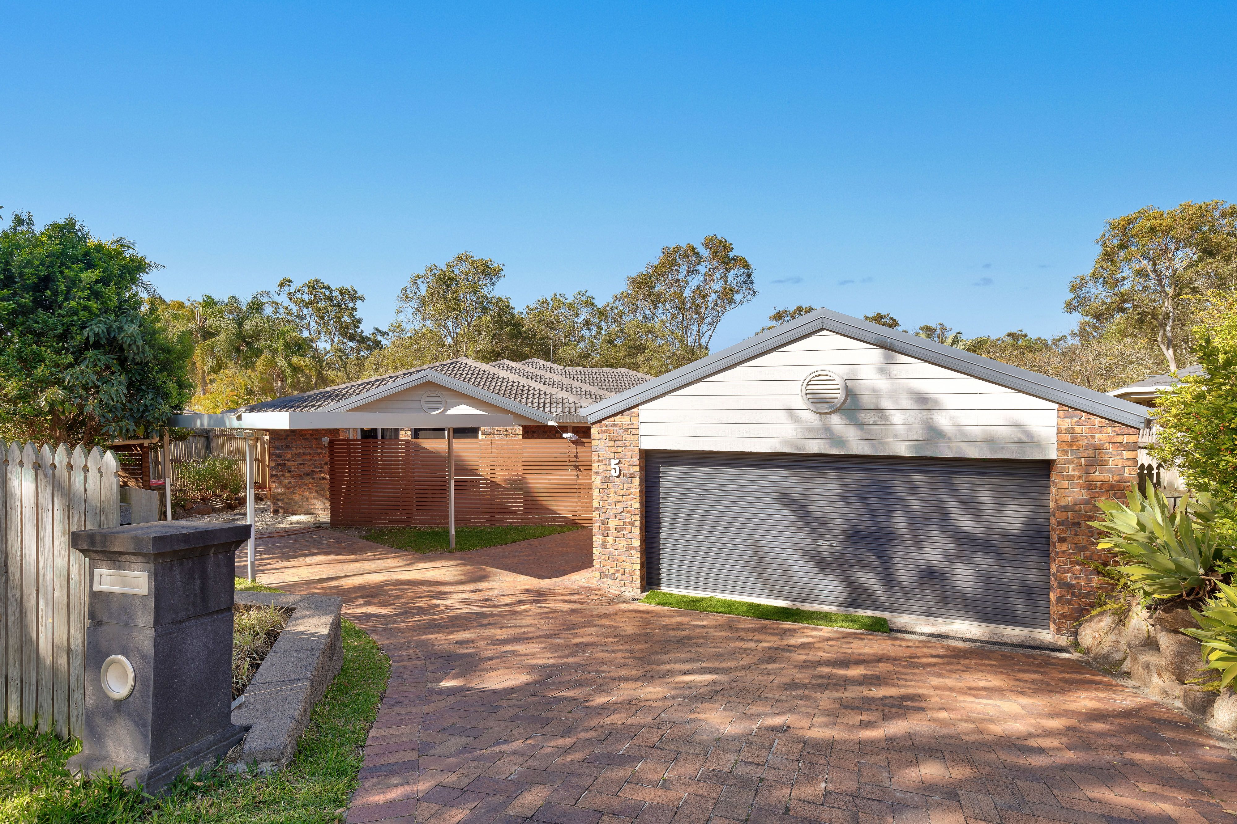 5 Gragin Place, Parkinson QLD 4115