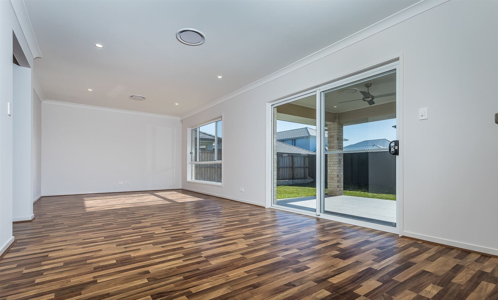 5 Beesand Street, Mango Hill, QLD 4509