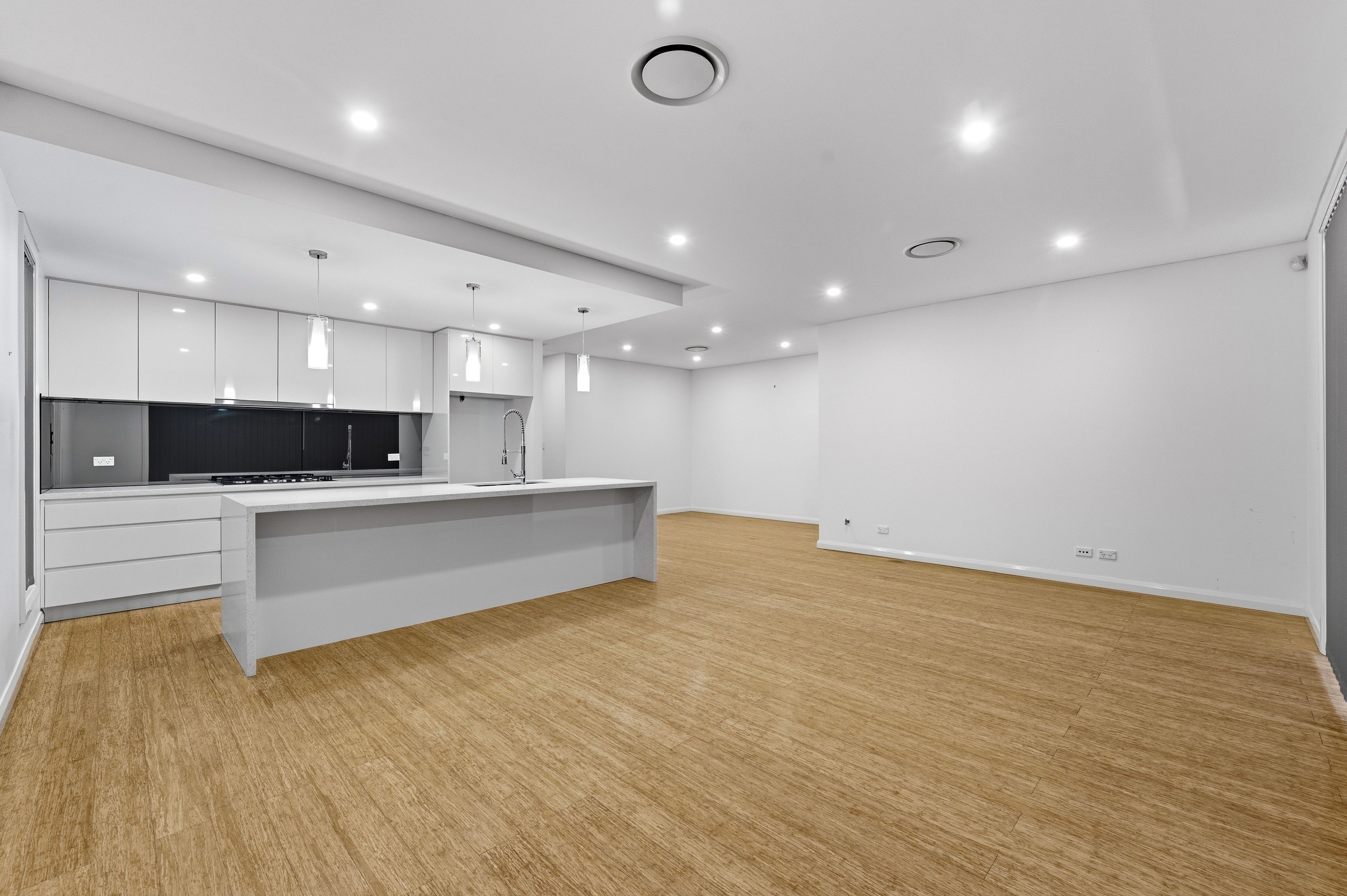 5 Wicker Street — photo 3 of 16
