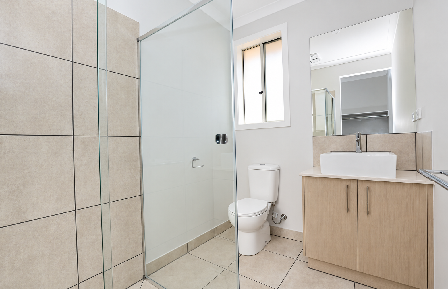 20 Somerton Avenue — photo 6 of 7