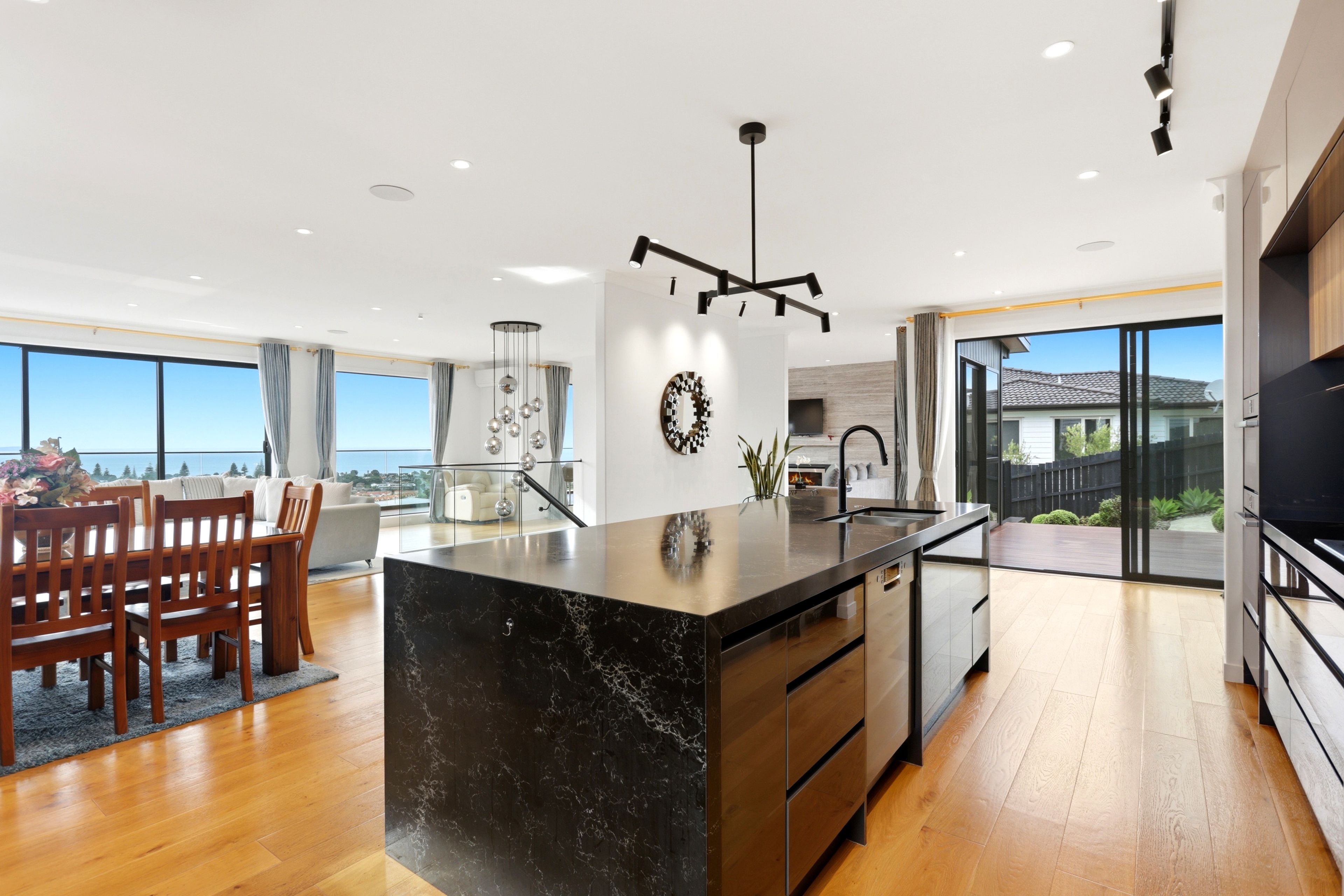 16 Manhattan Rise, Orewa, Rodney
