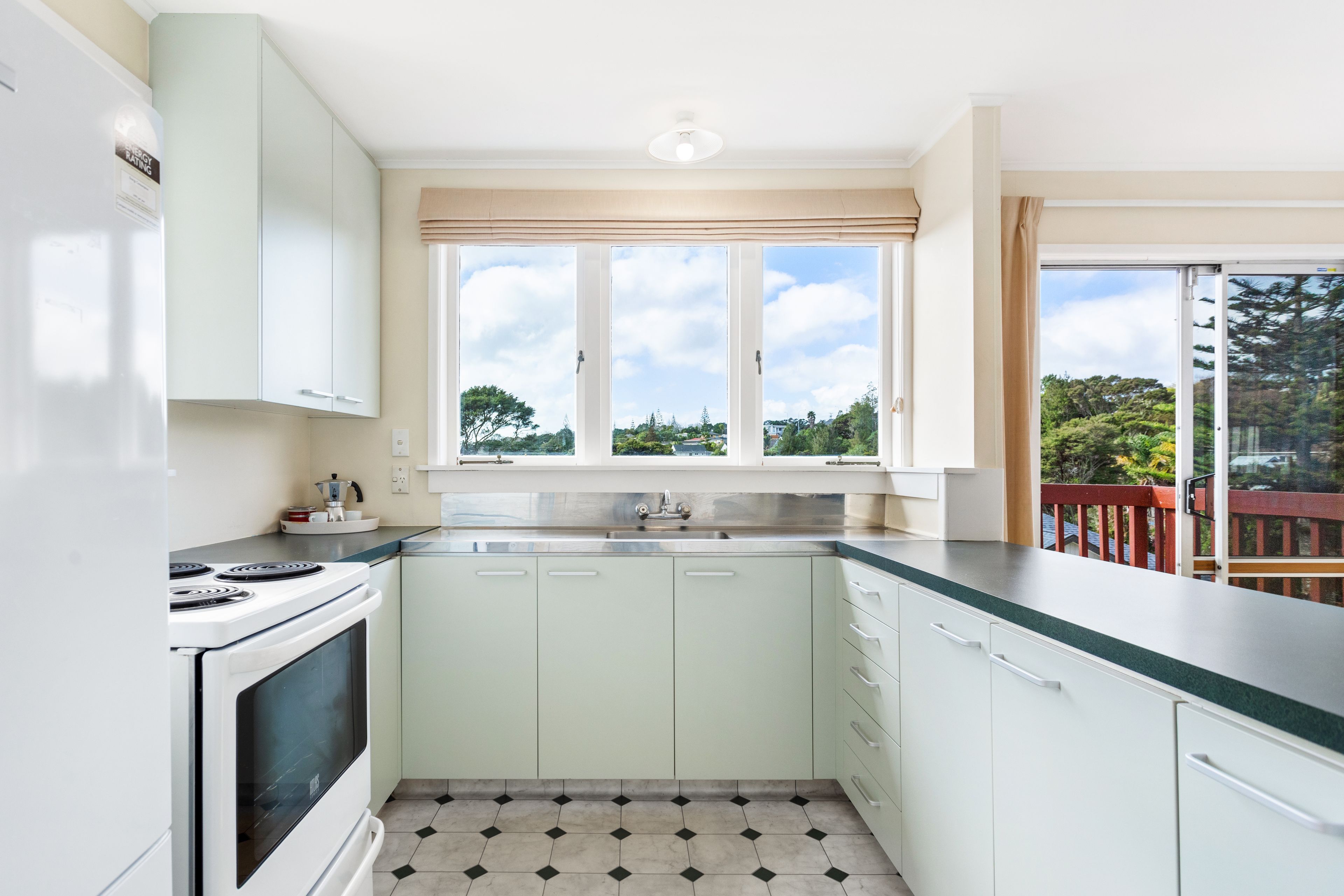 1/23 Stanley Road, Glenfield, North Shore City