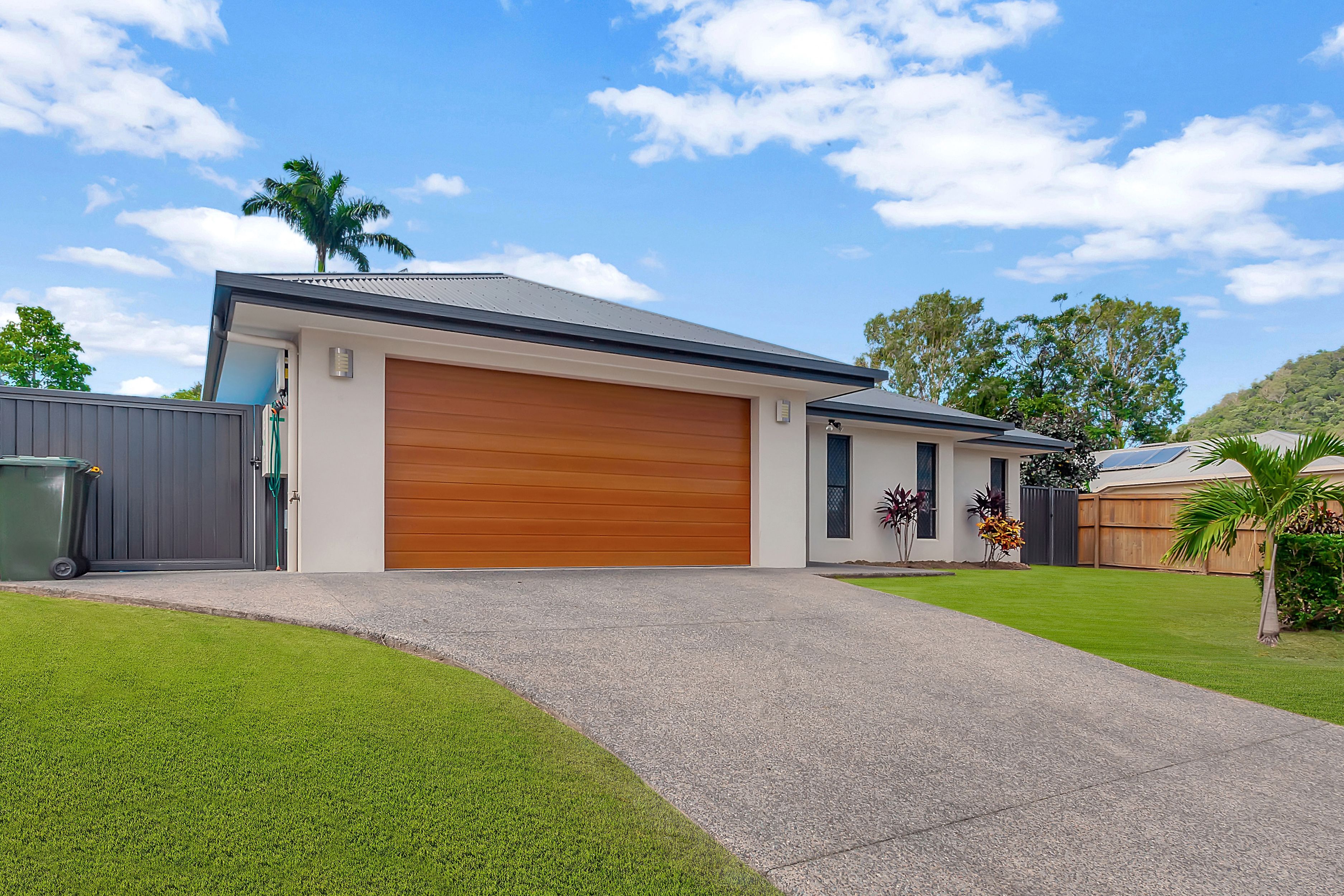 Trinity Beach, QLD 4879