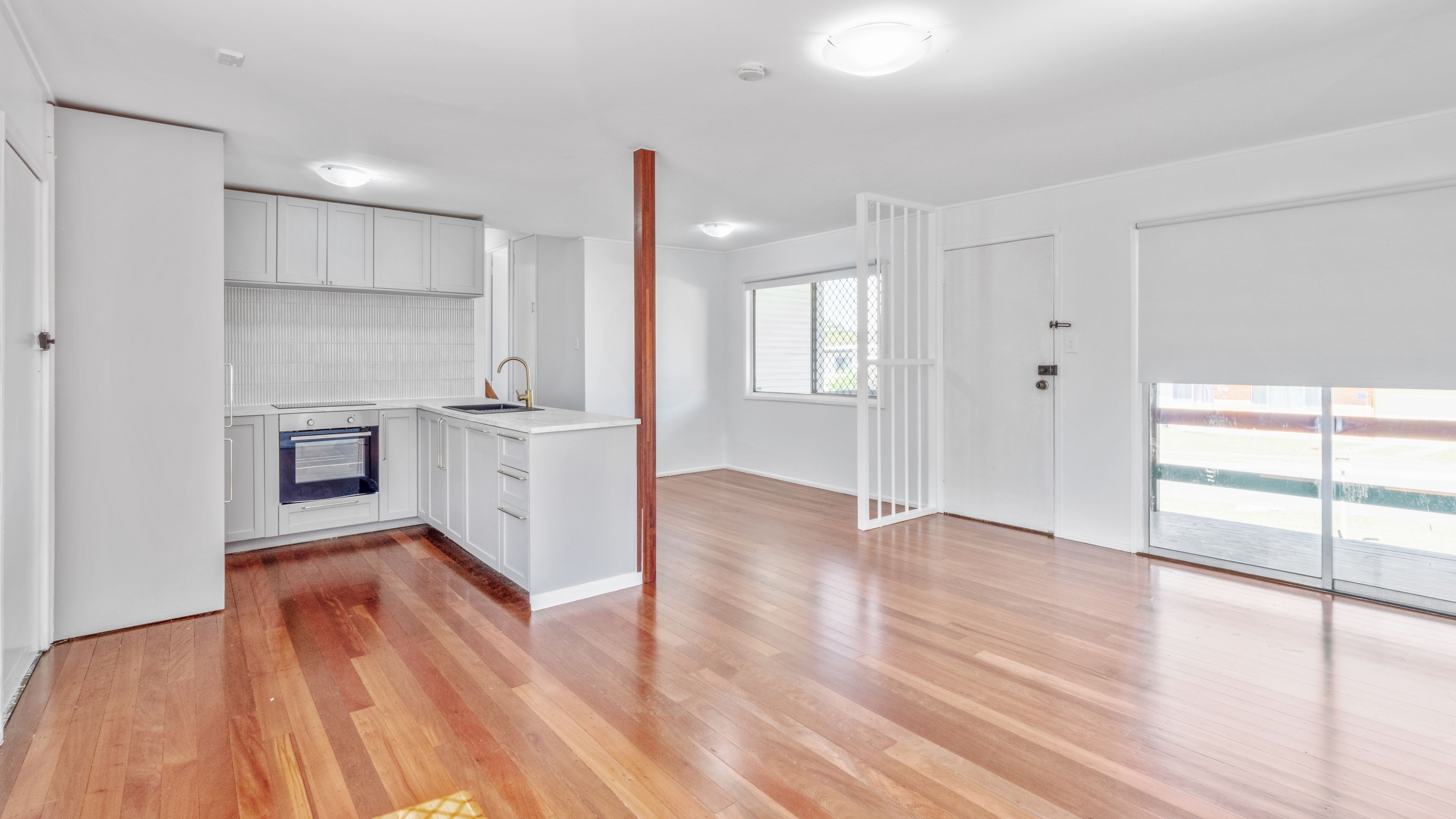 4 Whitey Street, Woodridge, QLD 4114